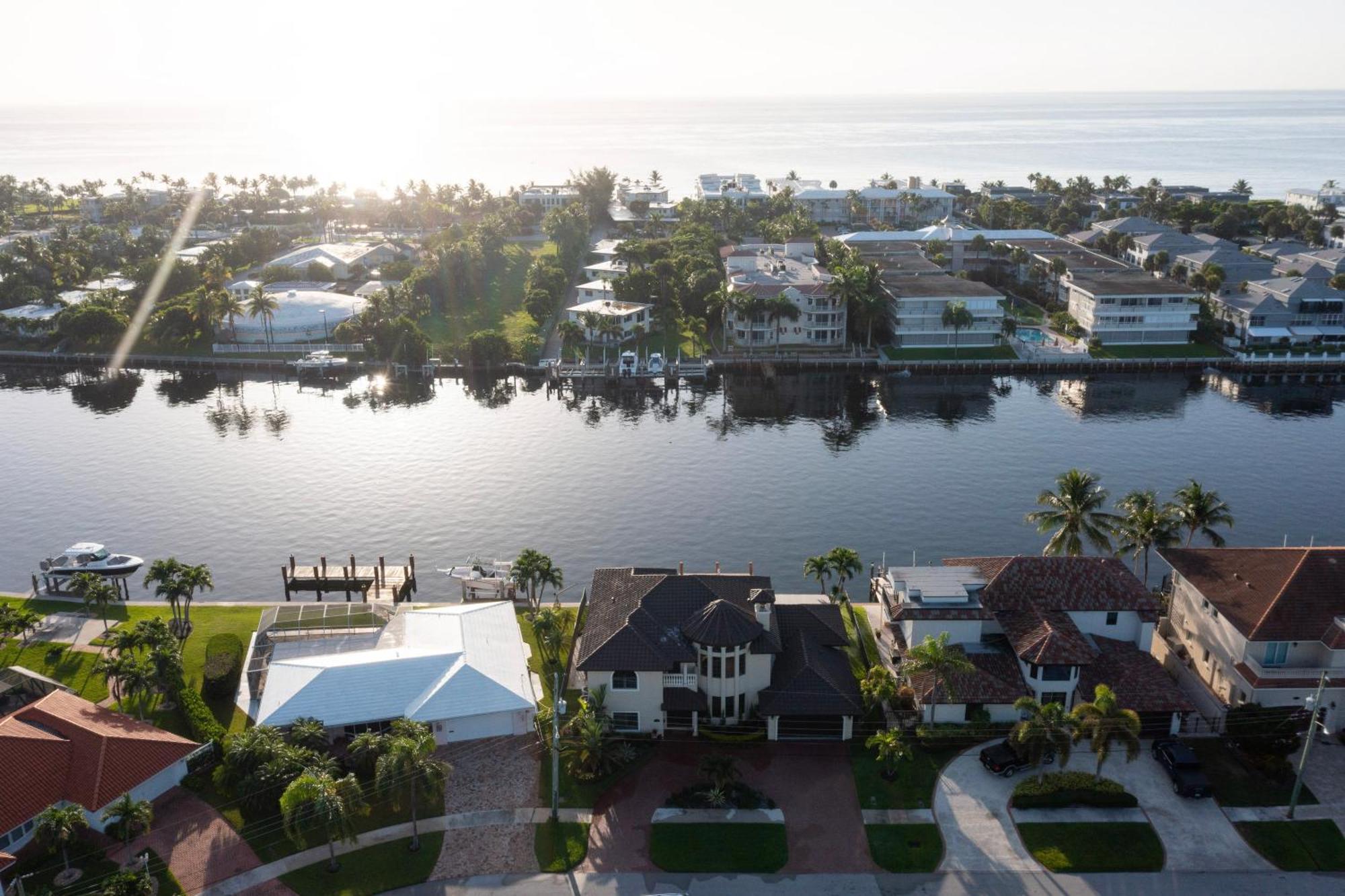 5 Bedroom Luxe On Deep Water Intracoastal Deerfield Beach