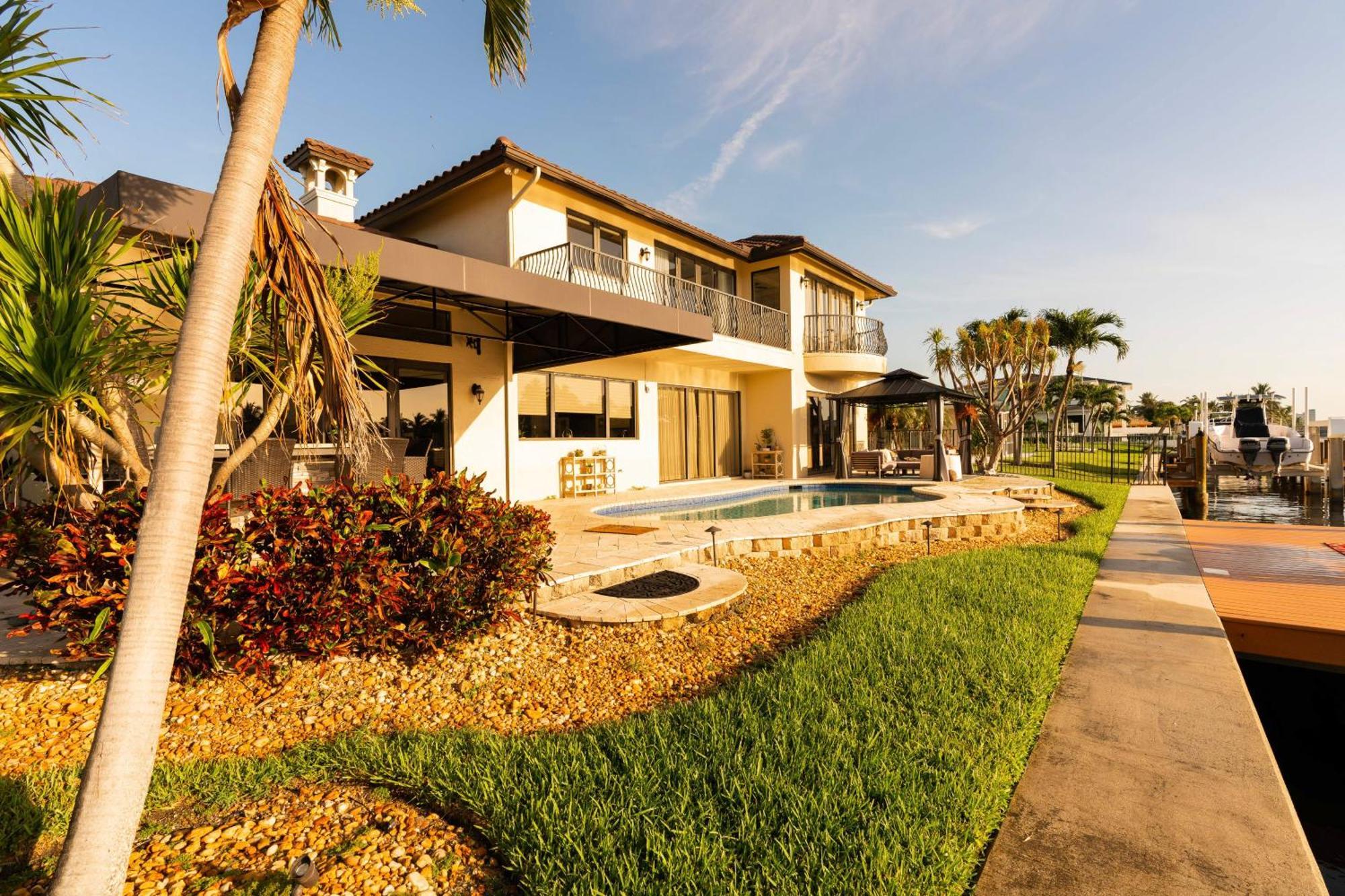 5 Bedroom Luxe On Deep Water Intracoastal Deerfield Beach