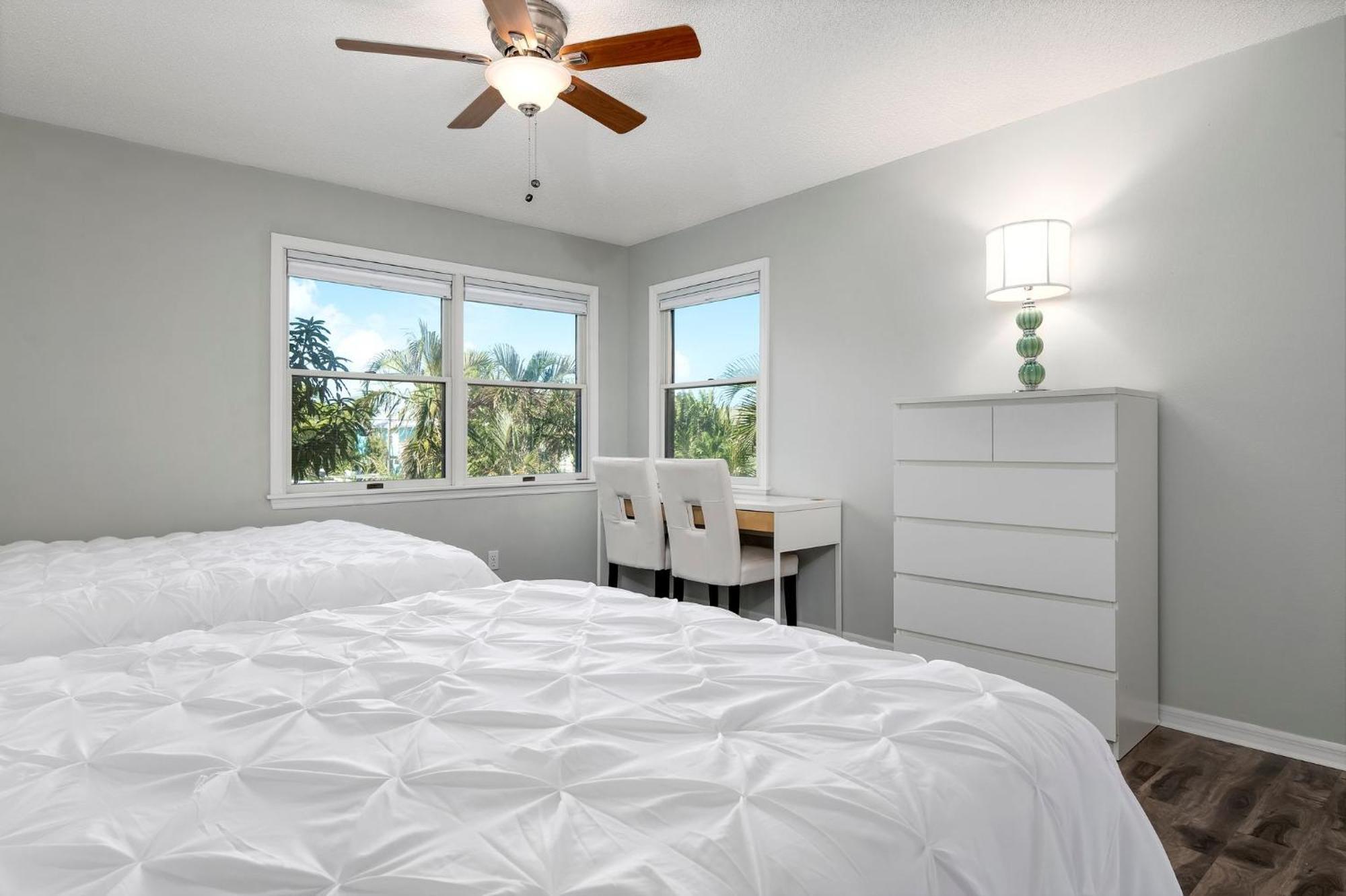 24th St House! 50ft To The Or The Bay! Holiday home *