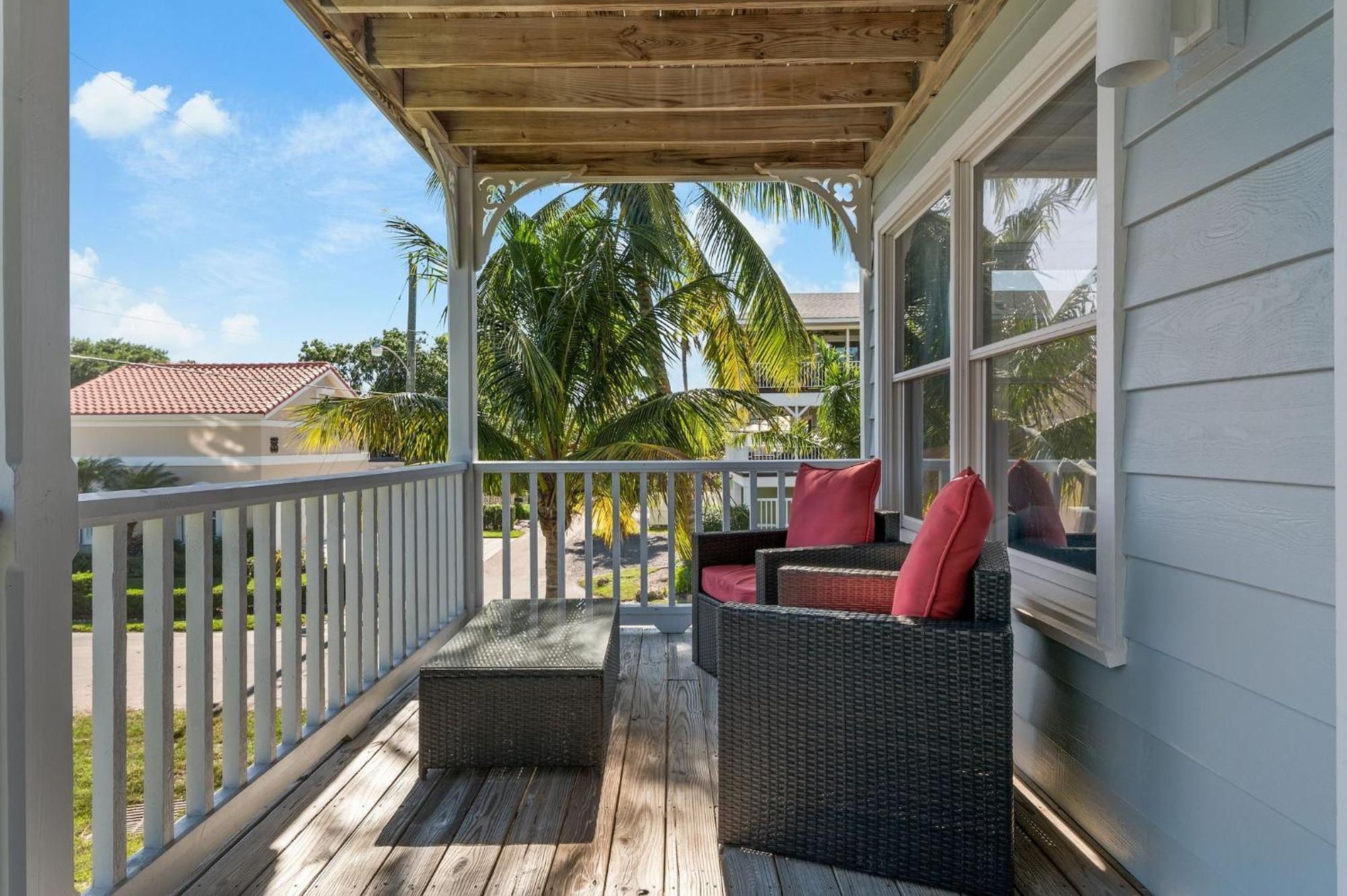 Holiday home 24th St House! 50ft To The Or The Bay! Bradenton Beach