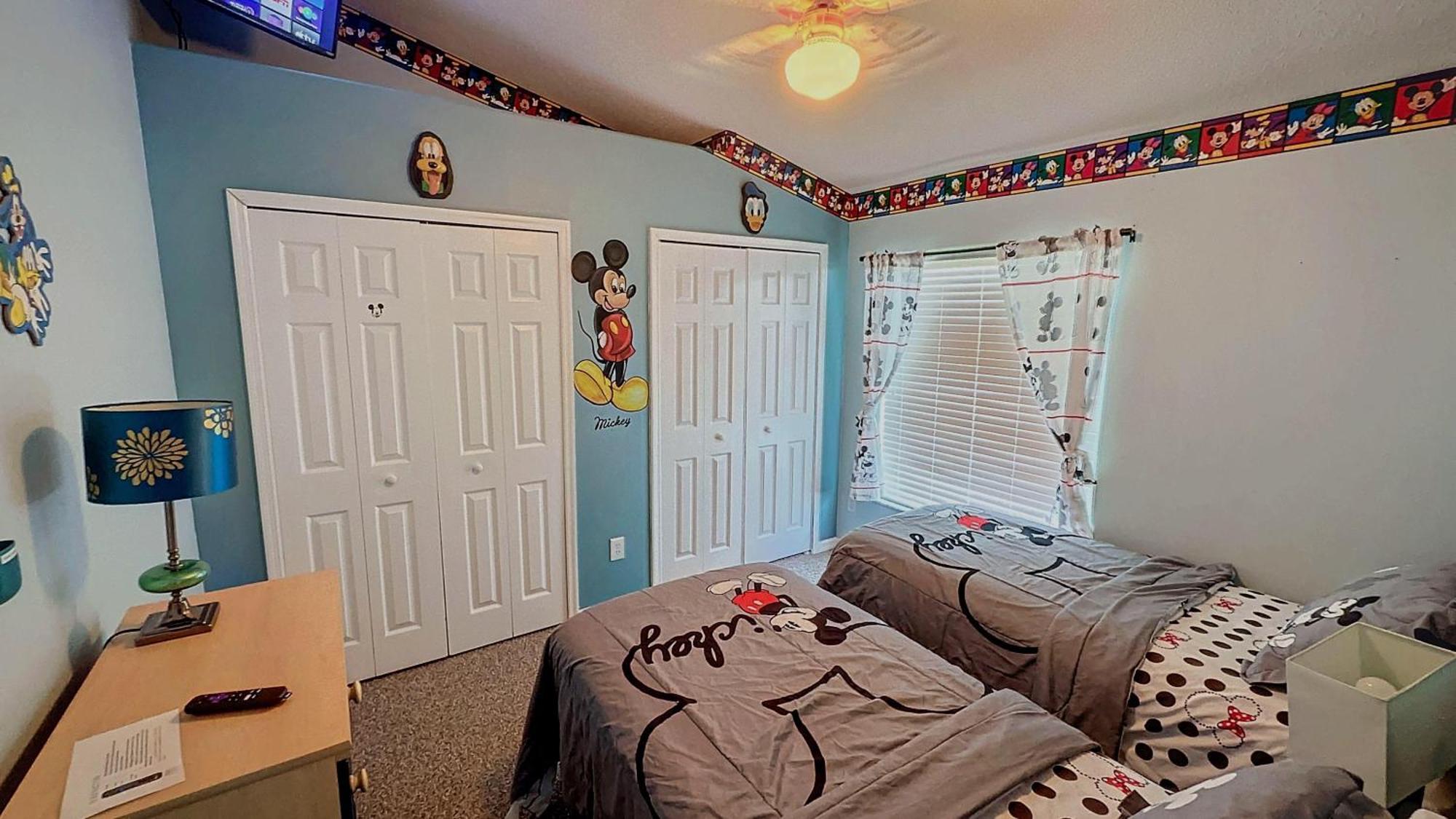 Mickeys Movie House, 2 Masters, Pool And Spa *