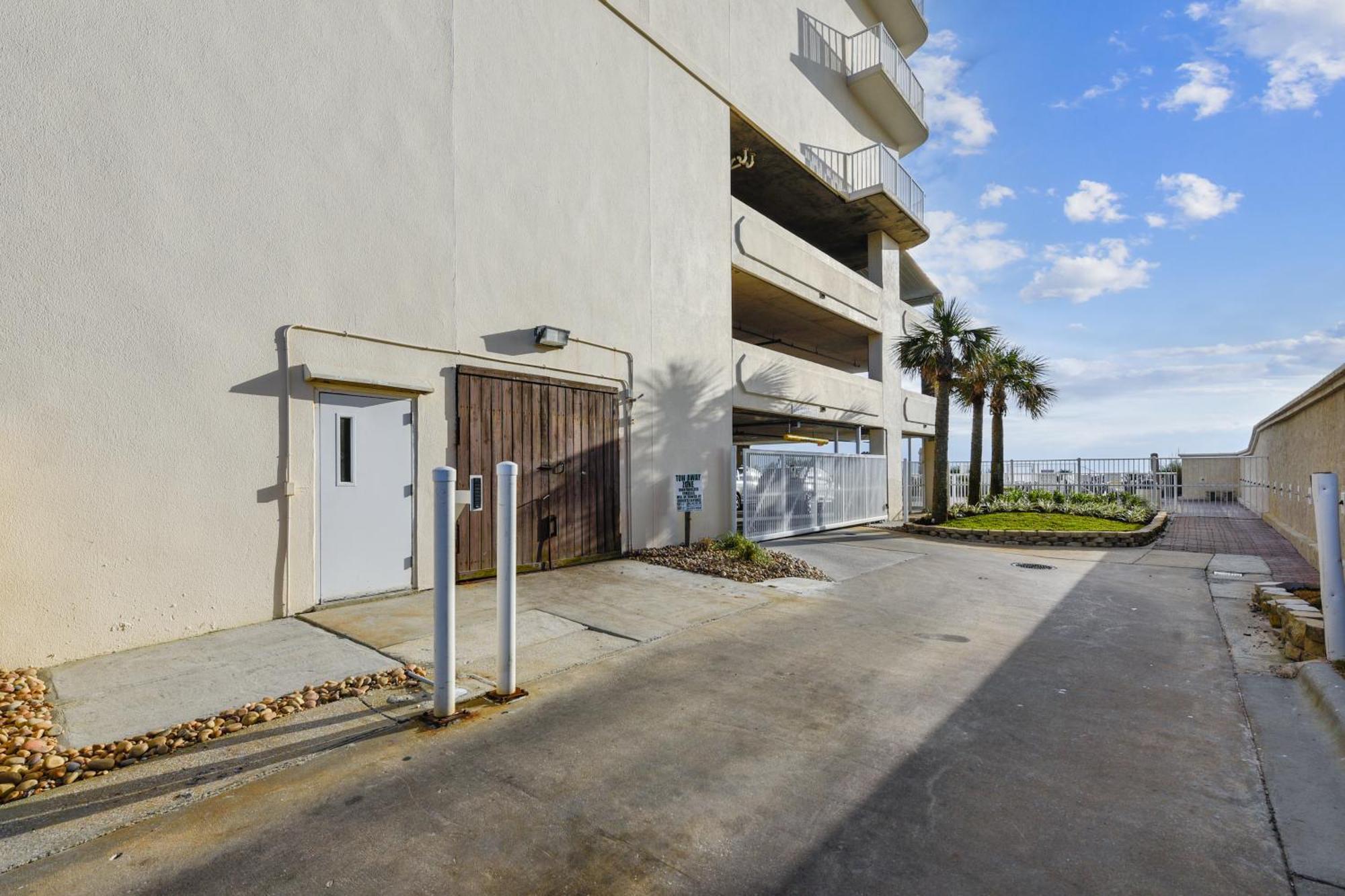 Twin Palms #1605 By Book That Panama City Beach
