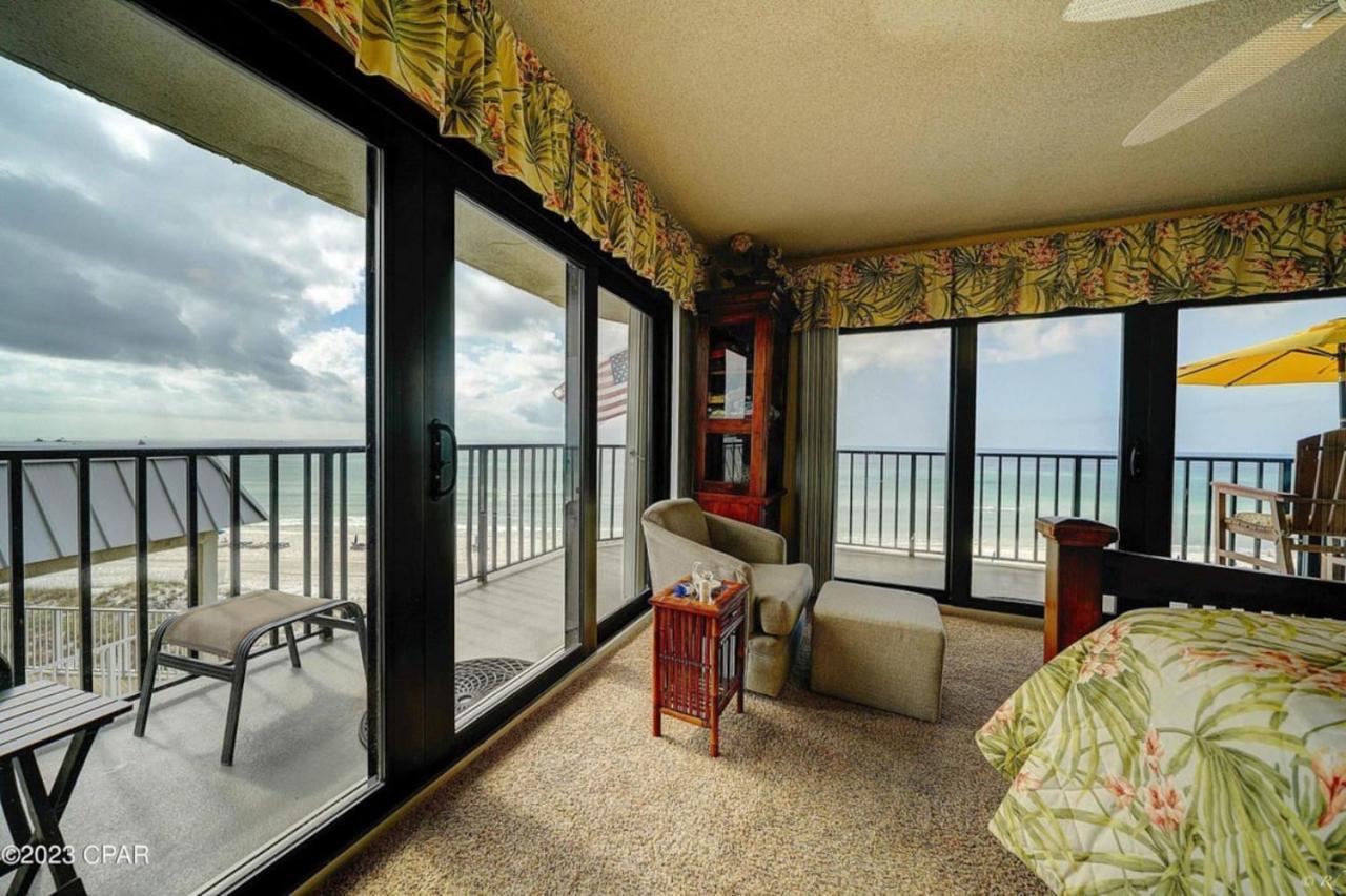 Commodore 501 Largest Wraparound Balcony Holiday home