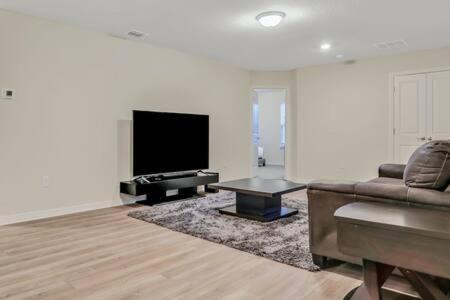 Magnificent 9br Getaway By W Pool Game Rm *