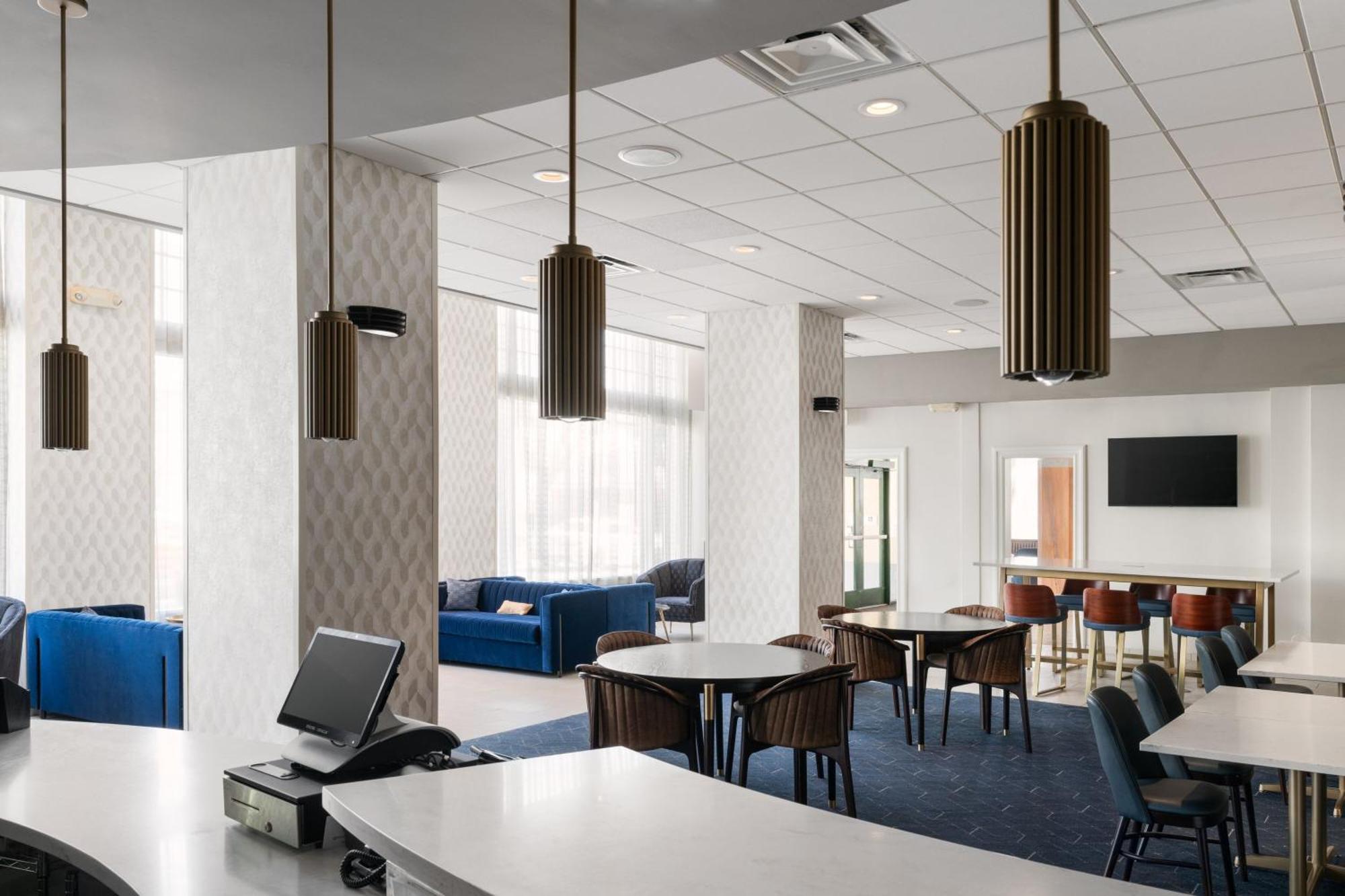 Courtyard By Marriott Downtown Hotel St. Petersburg
