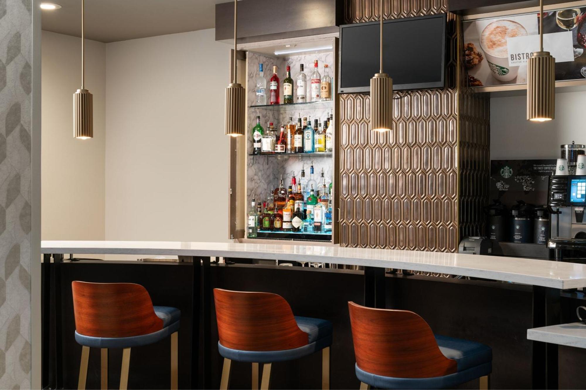 Courtyard By Marriott Downtown 3* St. Petersburg