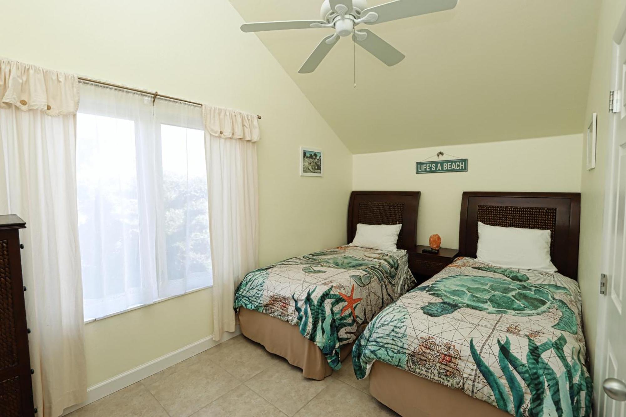 Beautifully Updated, 4 Bedroom Pool Home, 50 Yards To The Beach!! Captiva Escapade Captiva Island