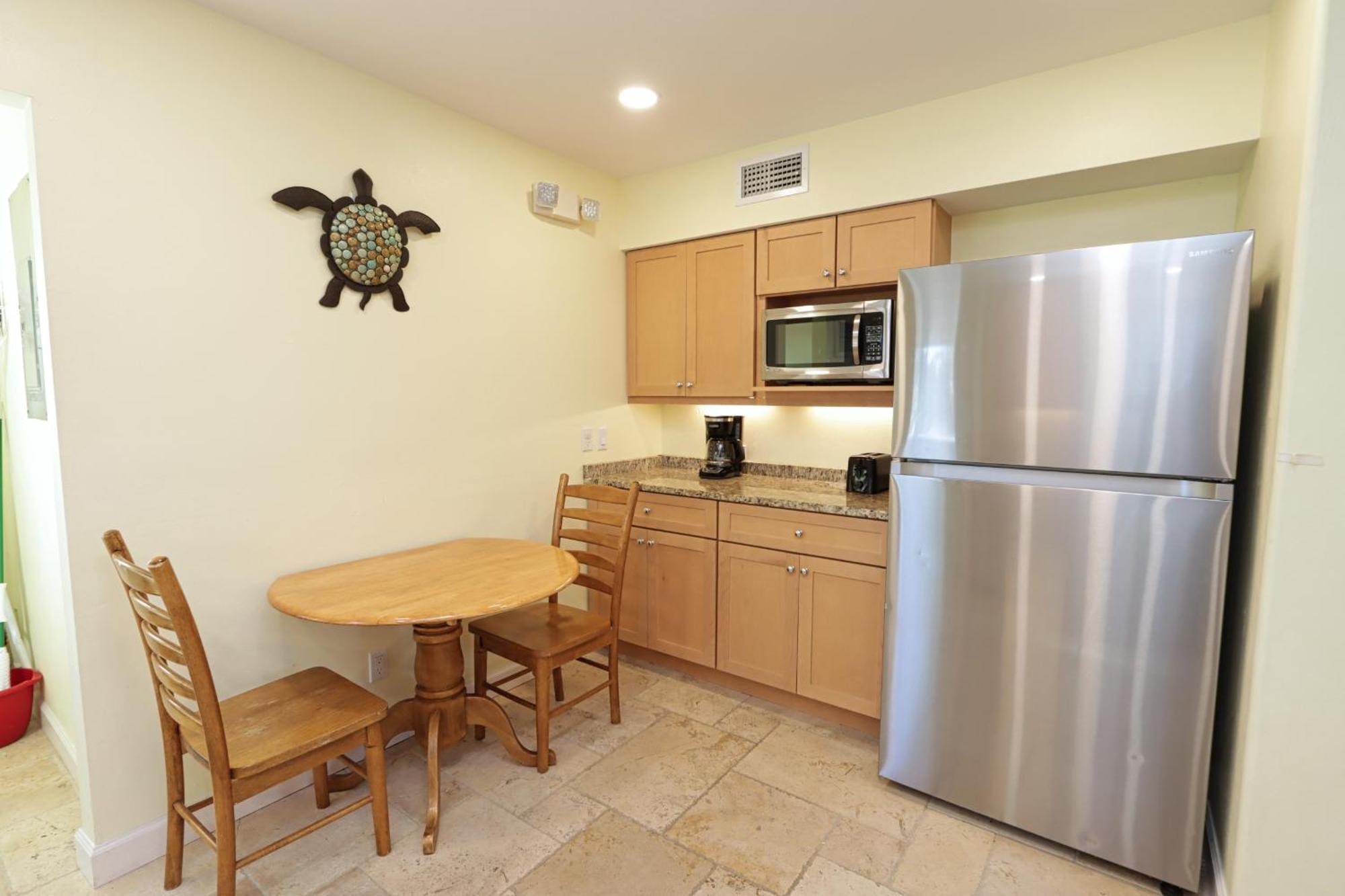Beautifully Updated, 4 Bedroom Pool Home, 50 Yards To The Beach!! Captiva Escapade * Captiva Island