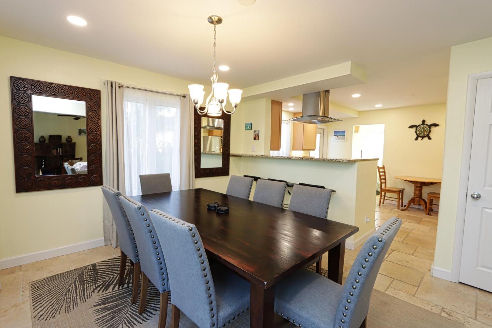 Beautifully Updated, 4 Bedroom Pool Home, 50 Yards To The Beach!! Captiva Escapade Holiday home