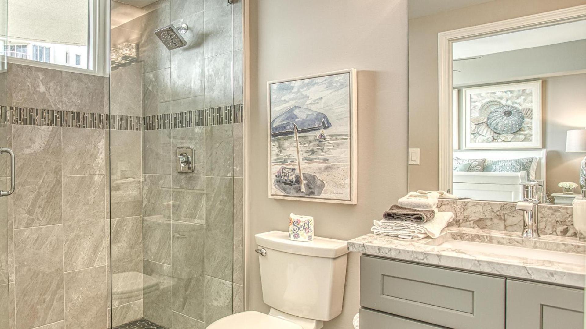 St Maarten 701 A Completely Remodeled Front Holiday home Destin