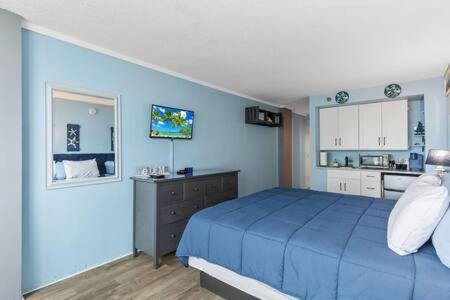 Holiday home Oceanside Pair-a-dise - Double Room, Heated Pool & Access, Free Parking