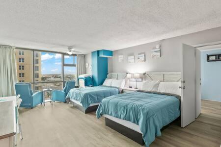 Holiday home Oceanside Pair-a-dise - Double Room, Heated Pool & Access, Free Parking