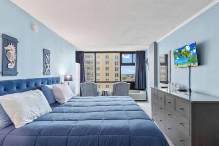 Holiday home Oceanside Pair-a-dise - Double Room, Heated Pool & Access, Free Parking *