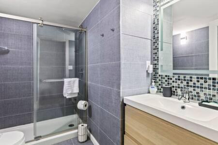 Apartment The Atlantic By Brightwild-ocean Views, Pool Bar Daytona Beach