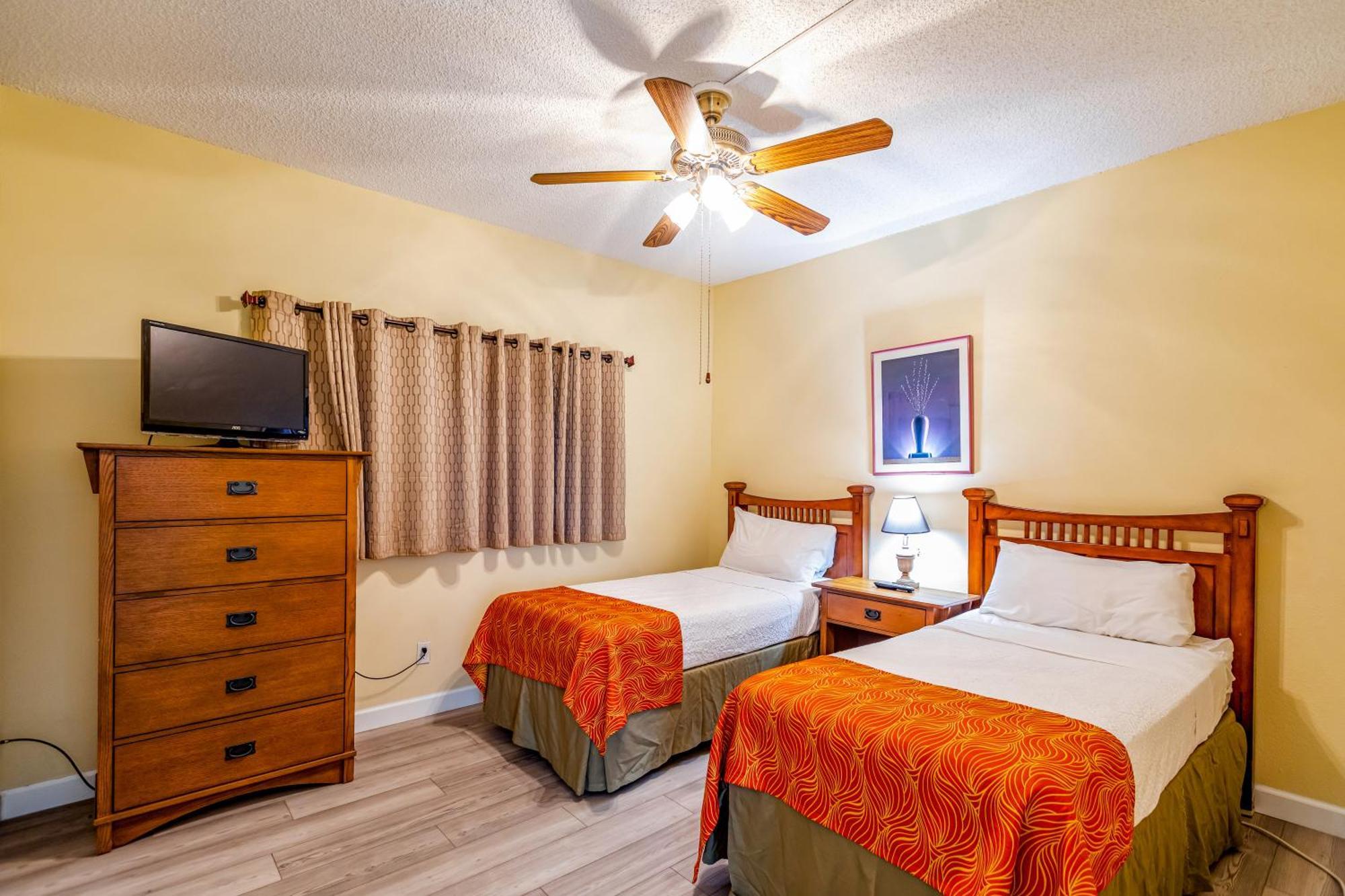 Seasons Vacation By Liberte Aparthotel Madeira Beach