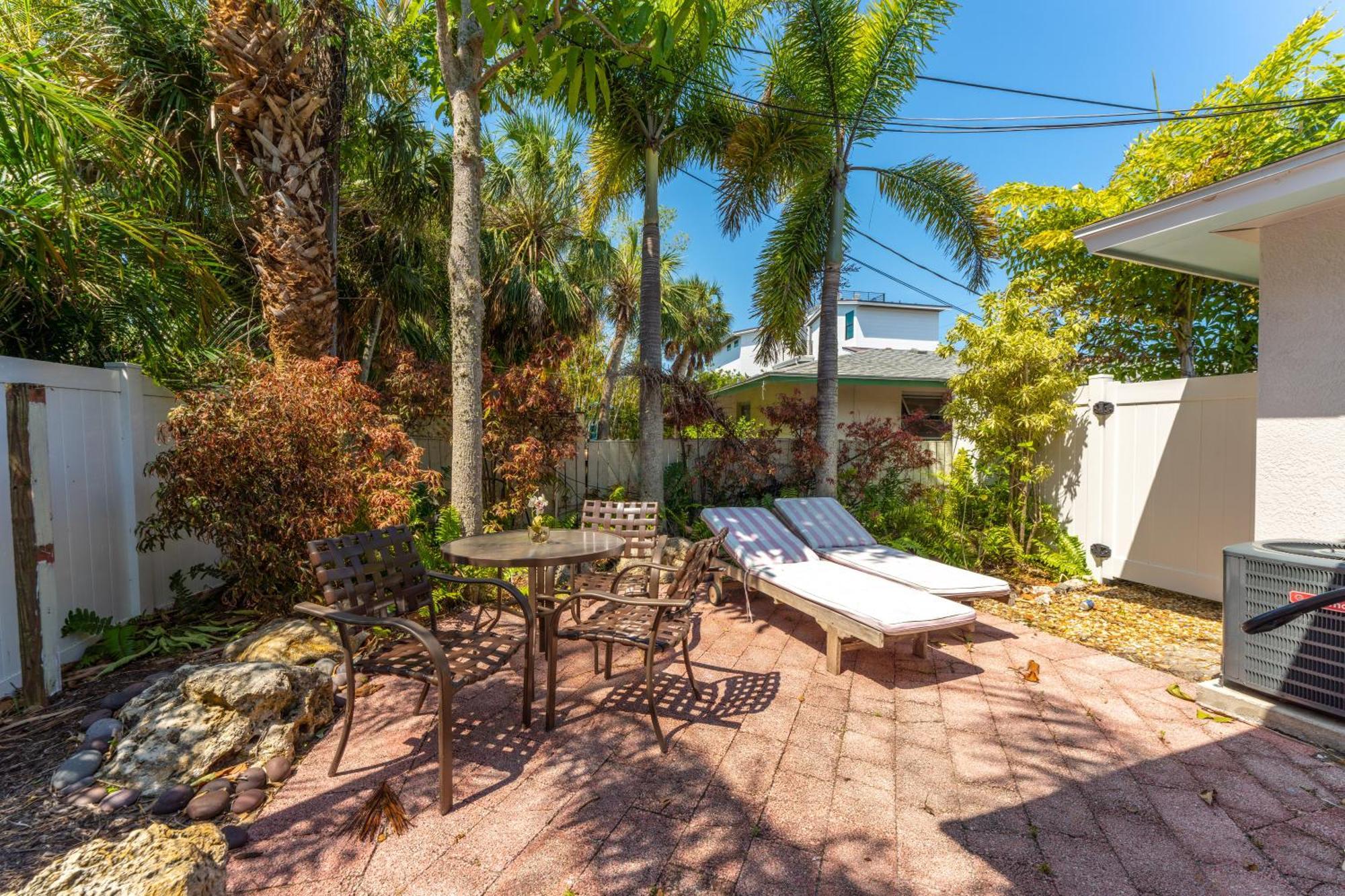 Villa An Island Getaway At Palm Tree *