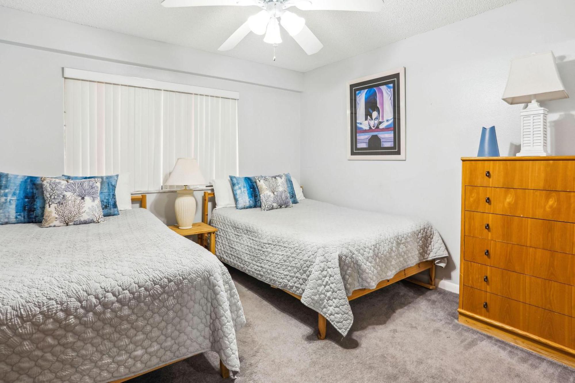 Land's End 9-204 Front Holiday home *