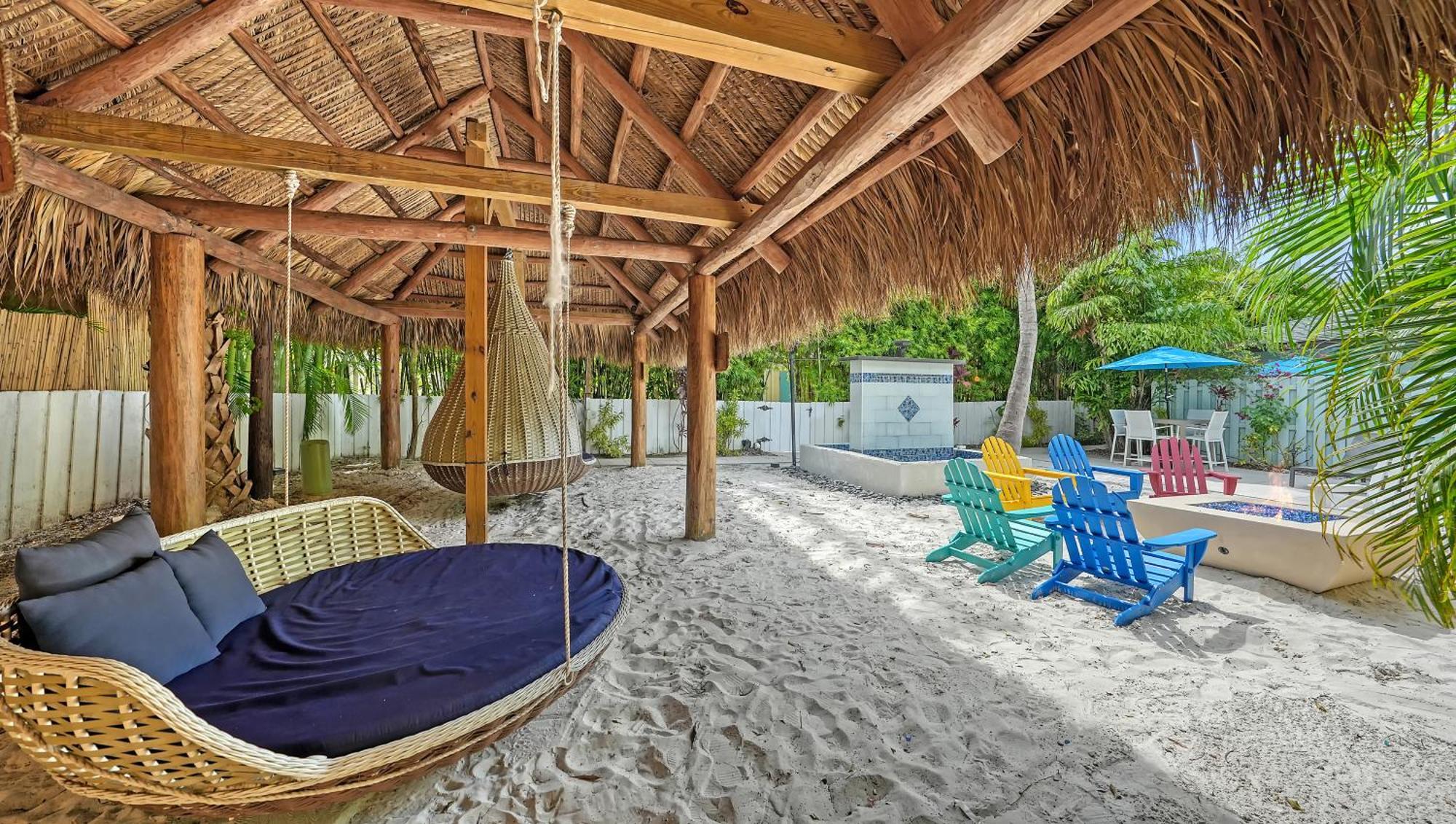 Siesta Key Palms Hotel