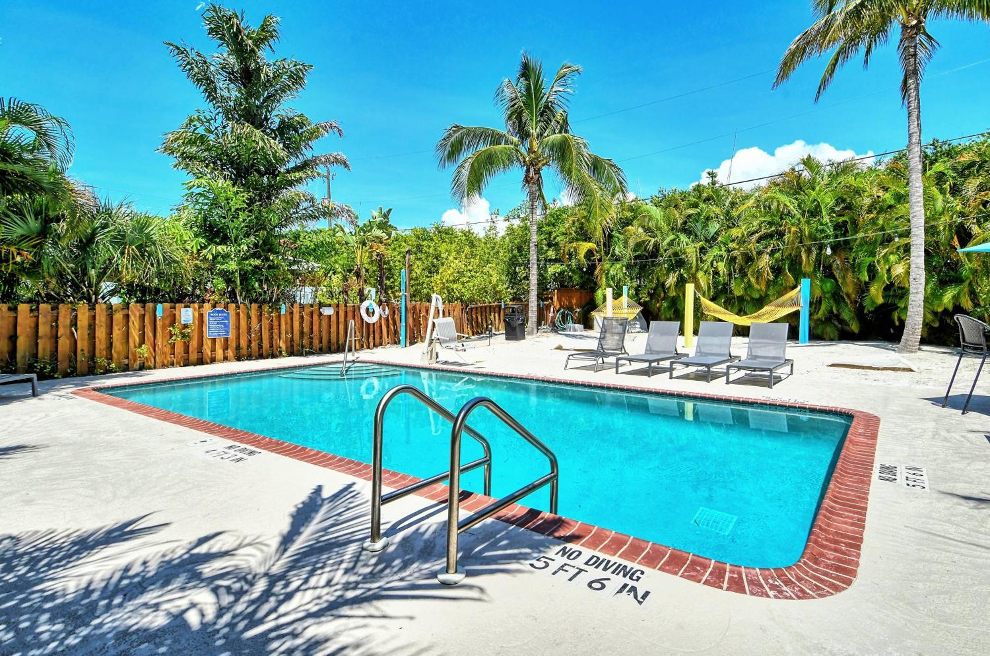 Siesta Key Palms 3*