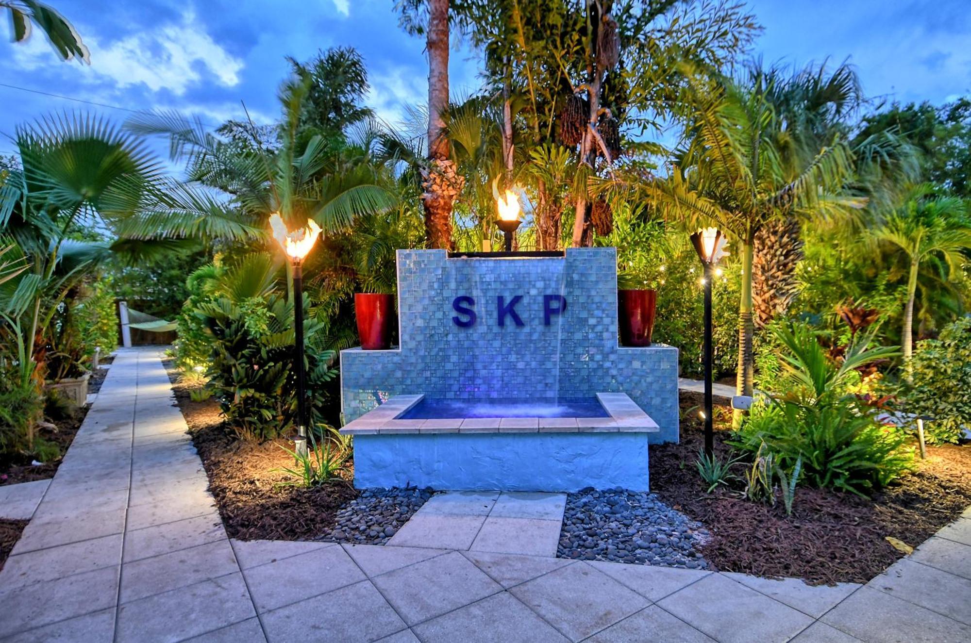 Hotel Siesta Key Palms 3*