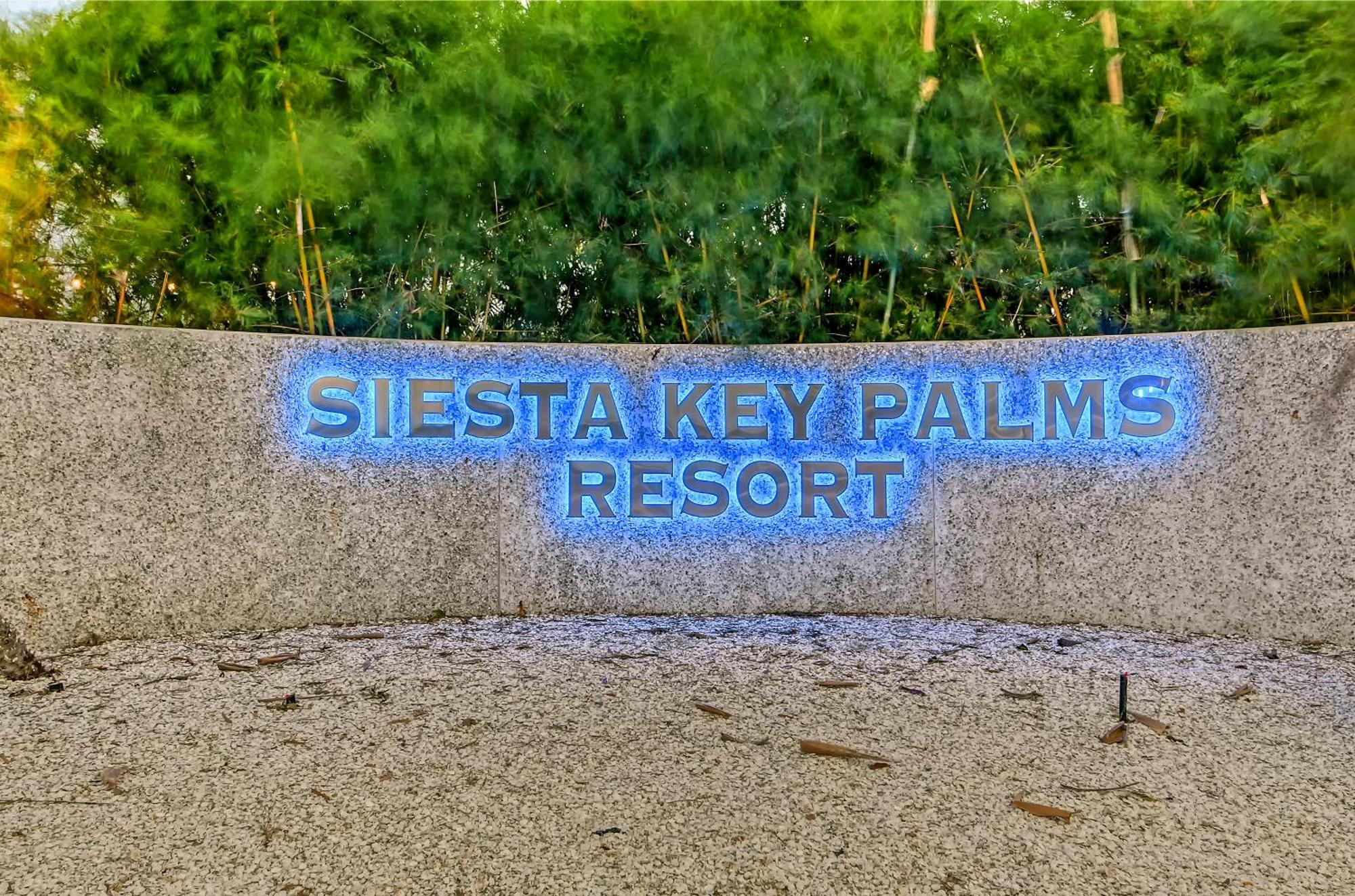 Siesta Key Palms Hotel