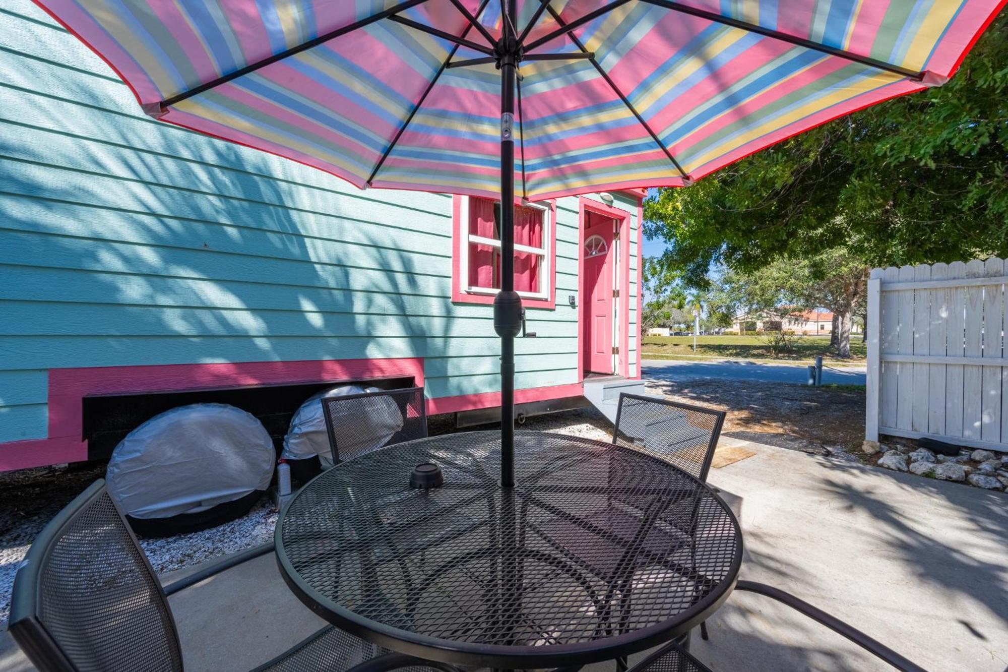 Tiny House Siesta Holiday home *