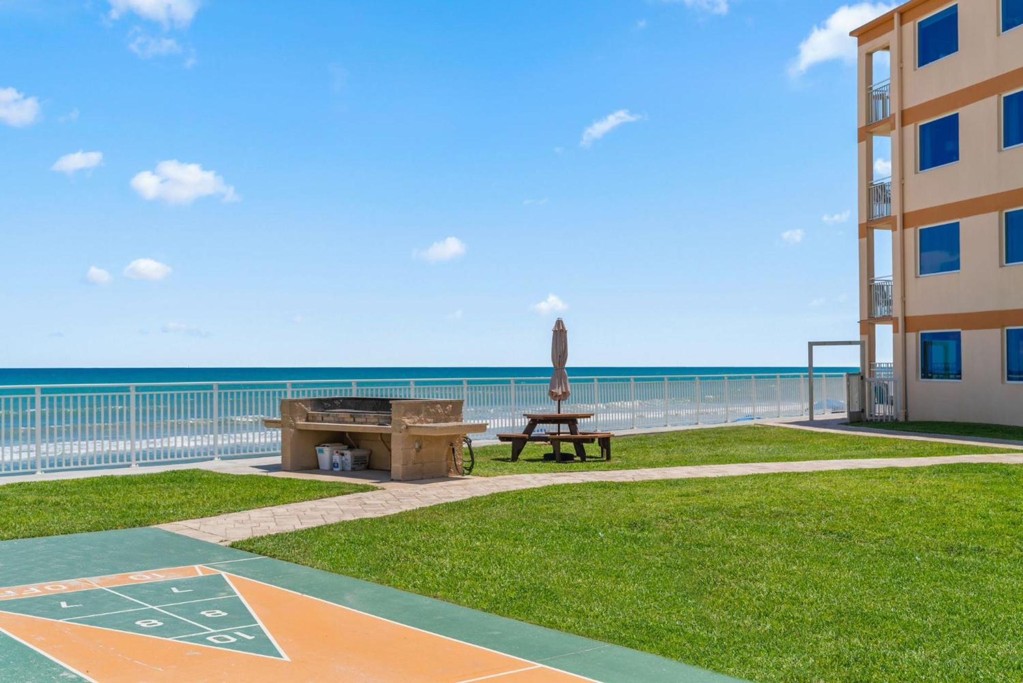 Resort Paradise Club - Ground Floor &