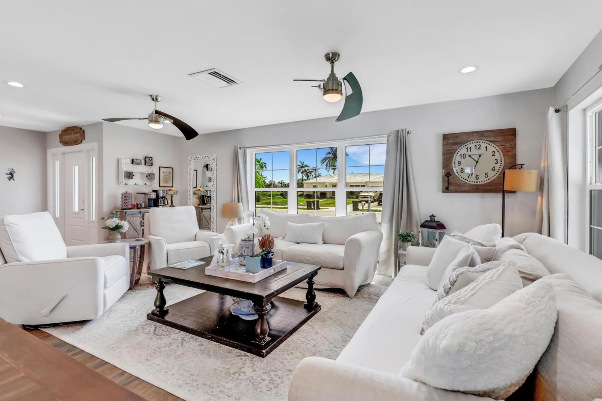 Inviting Lakeview L Pool L Close To Beaches