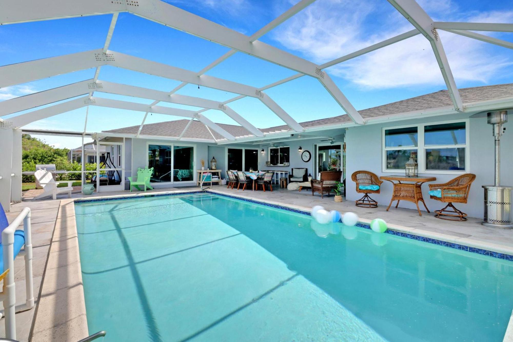 Inviting Lakeview L Pool L Close To Beaches Holiday home