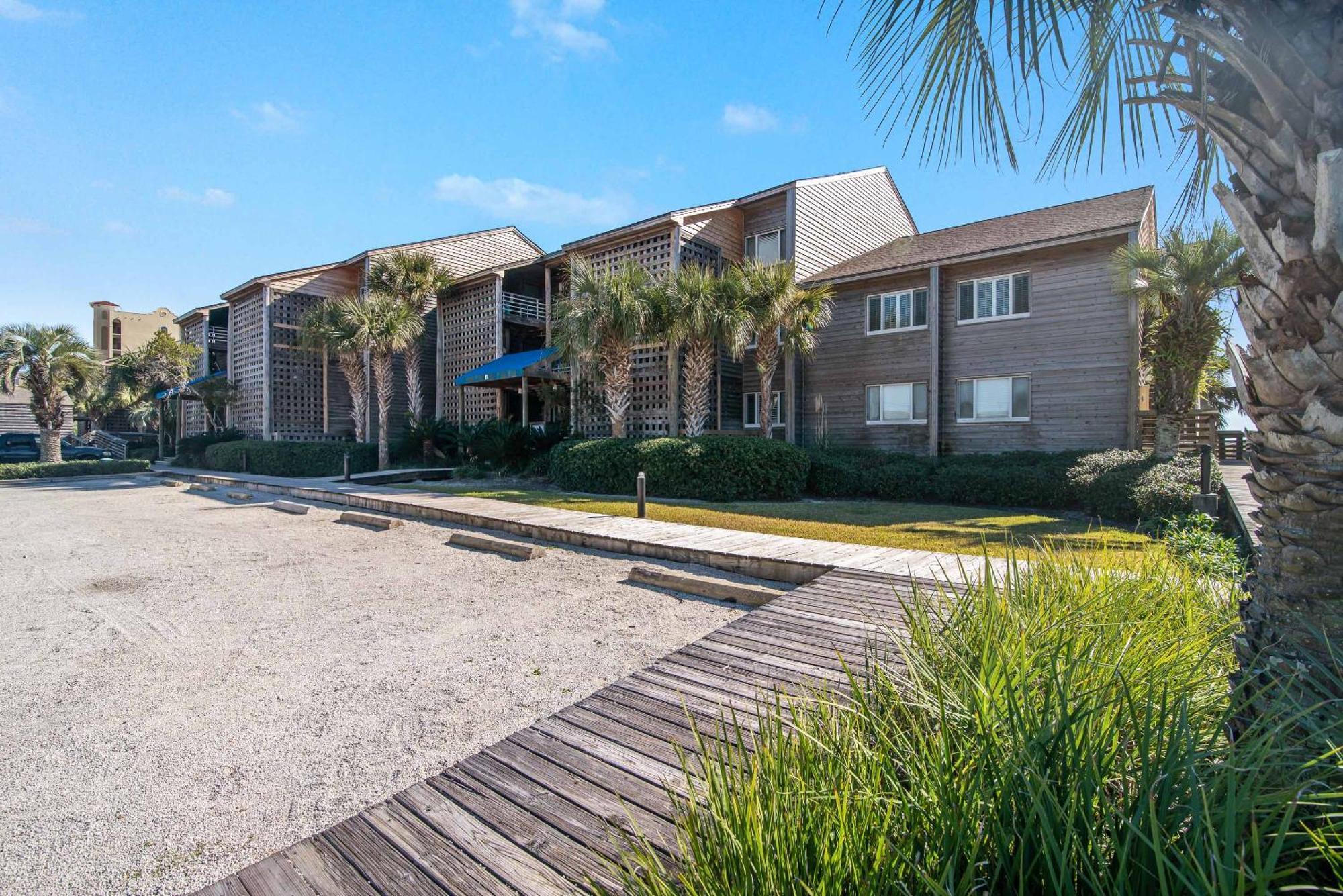Holiday home Needle Rush Point Unit C14 *