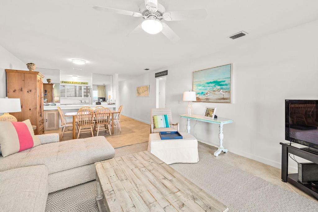 Needle Rush Point Unit C14 Holiday home *