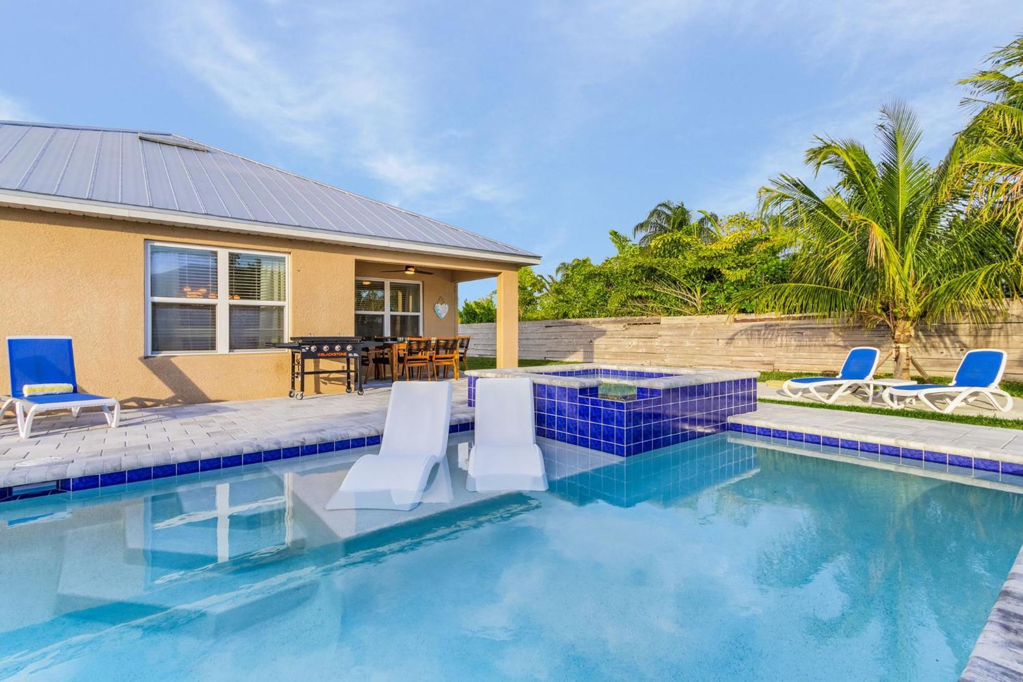 Holiday home Private And Heated Pool And Spa! - Manatees Paradise - Roelens Vacations Cape Coral