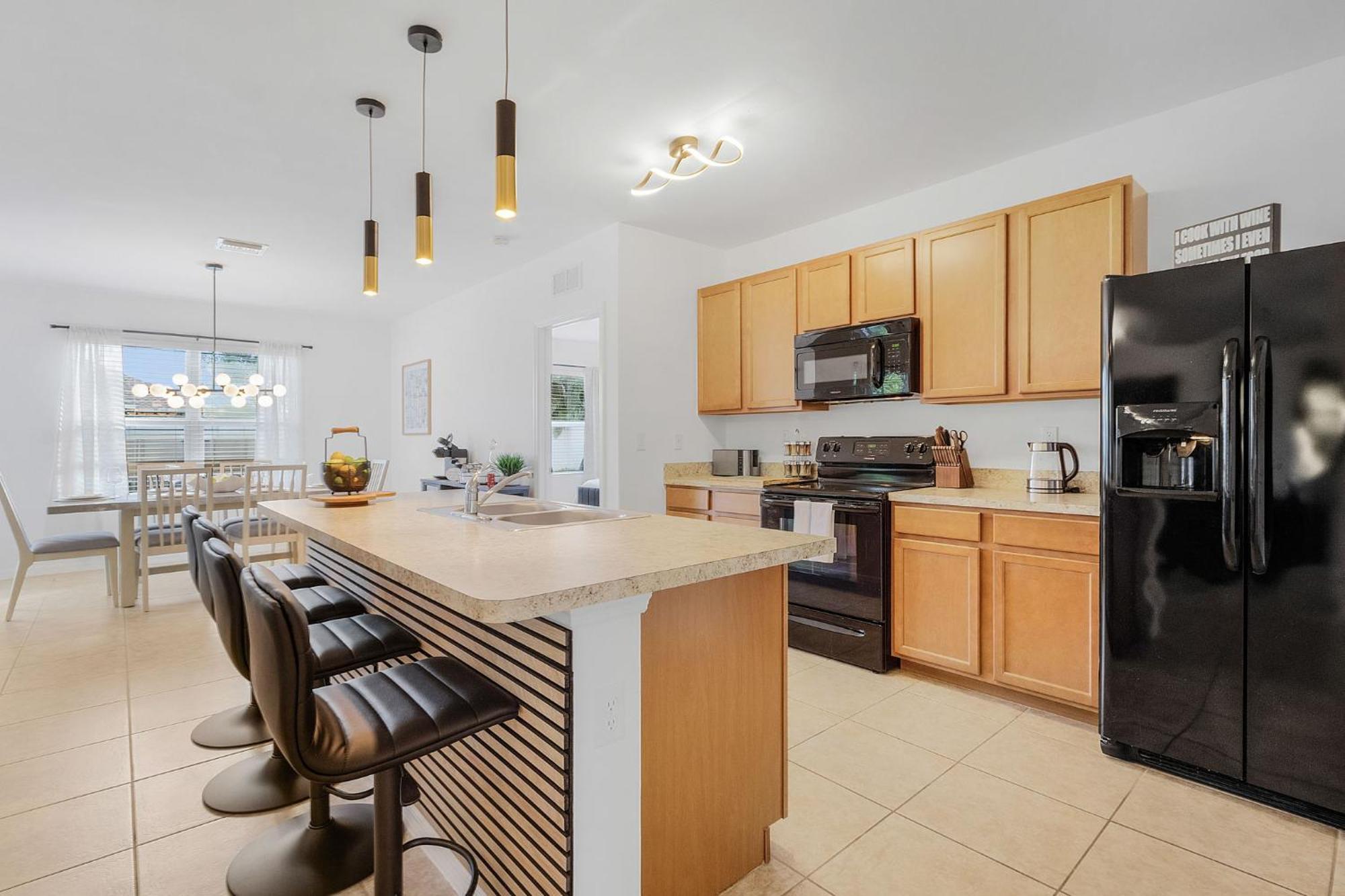 Private And Heated Pool And Spa! - Manatees Paradise - Roelens Vacations *