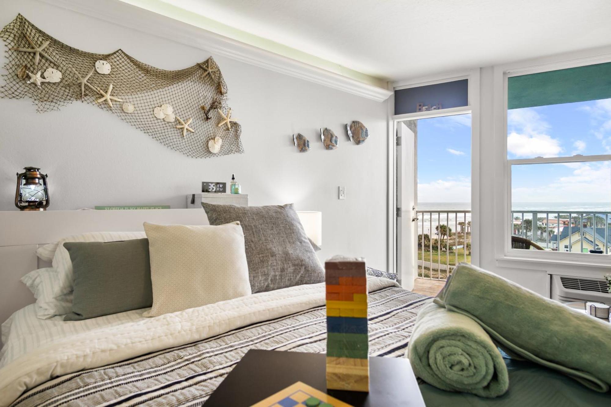 Open For 2025 Bikeweek - Luxury Beachfront - Private Balcony With Ocean View - Heated Pool - Hot Tub - Tiki Bar - Sauna Aparthotel