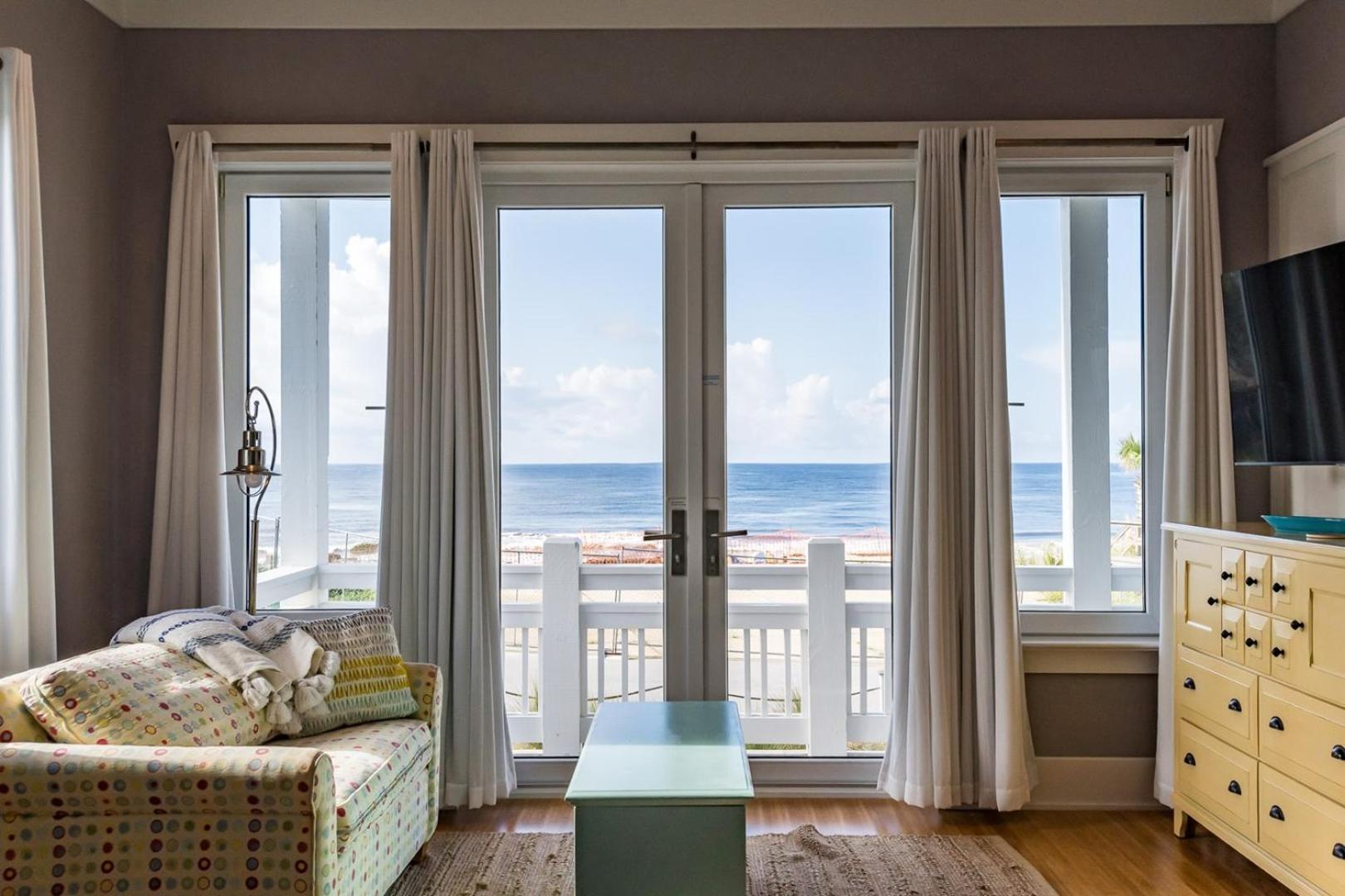 Mimosa Mornings Holiday home