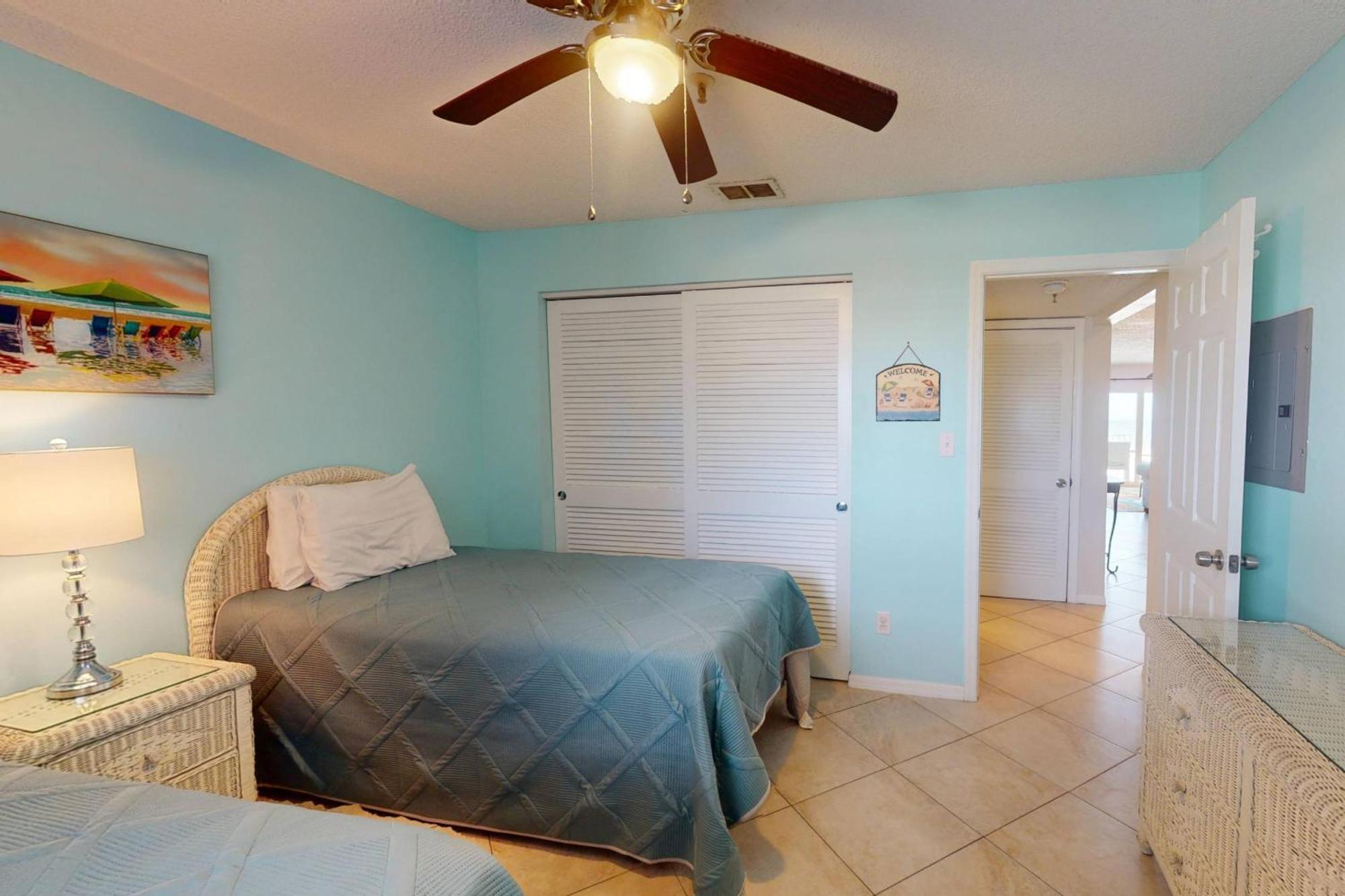 107 - Sea Breeze Holiday home *
