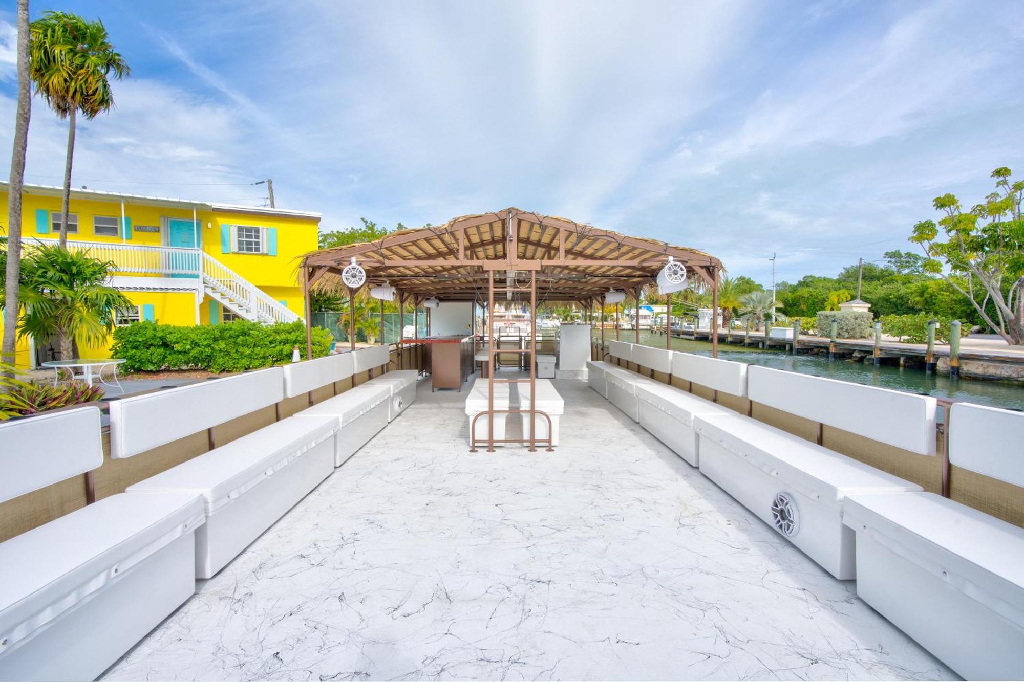 Captain Pip's Marina & Hideaway Resort