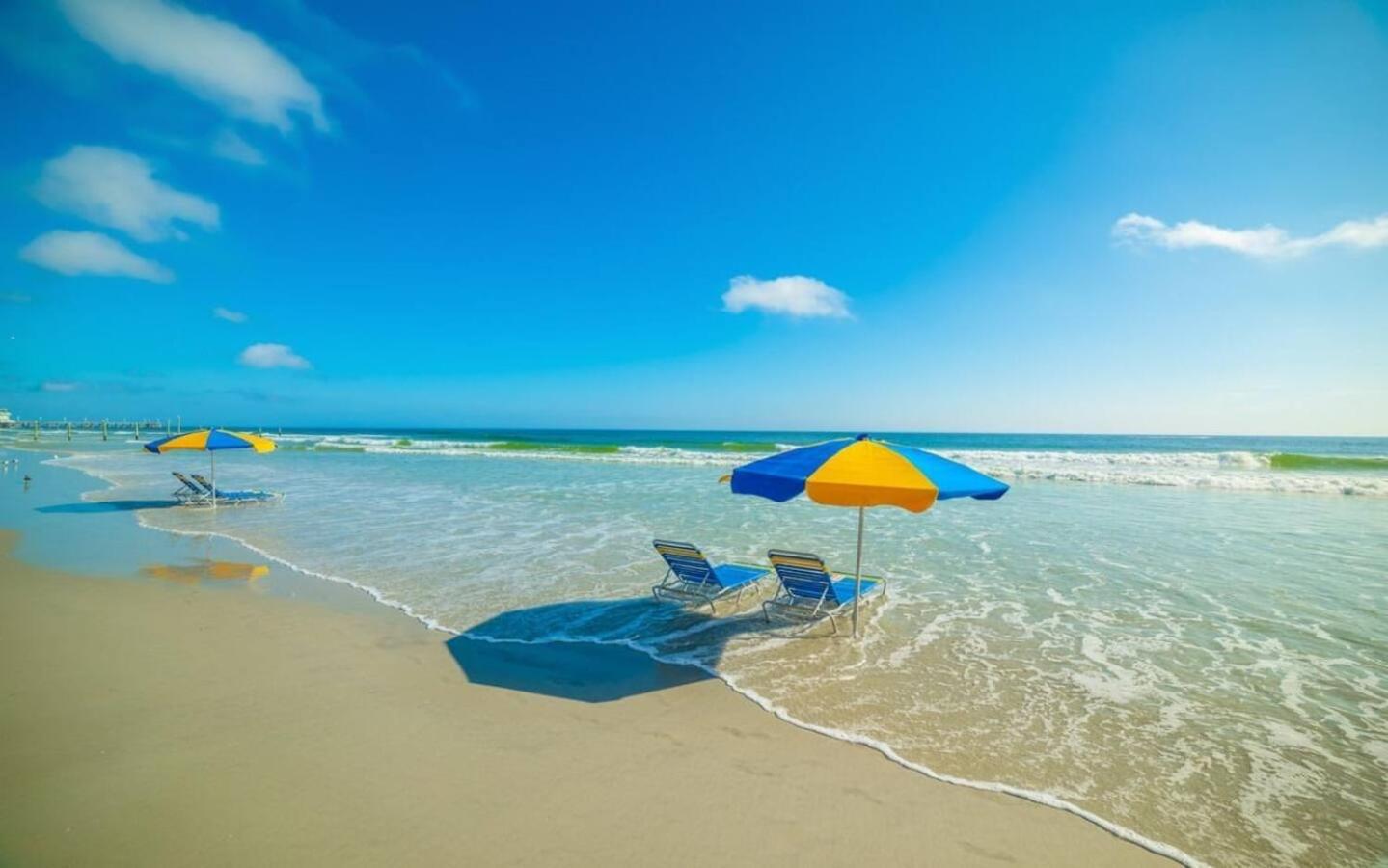 Apartment 14th Floor 2 Bedroom Direct Oceanfront Wyndham Ocean Walk Daytona 1401 *