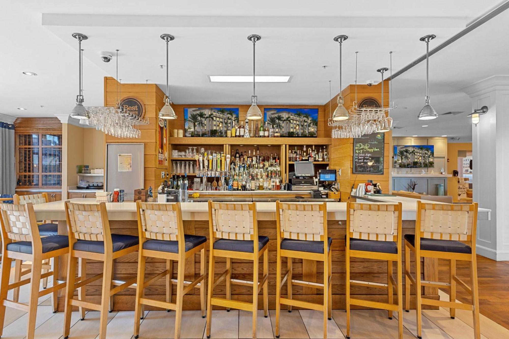 Four Points By Sheraton Harborside