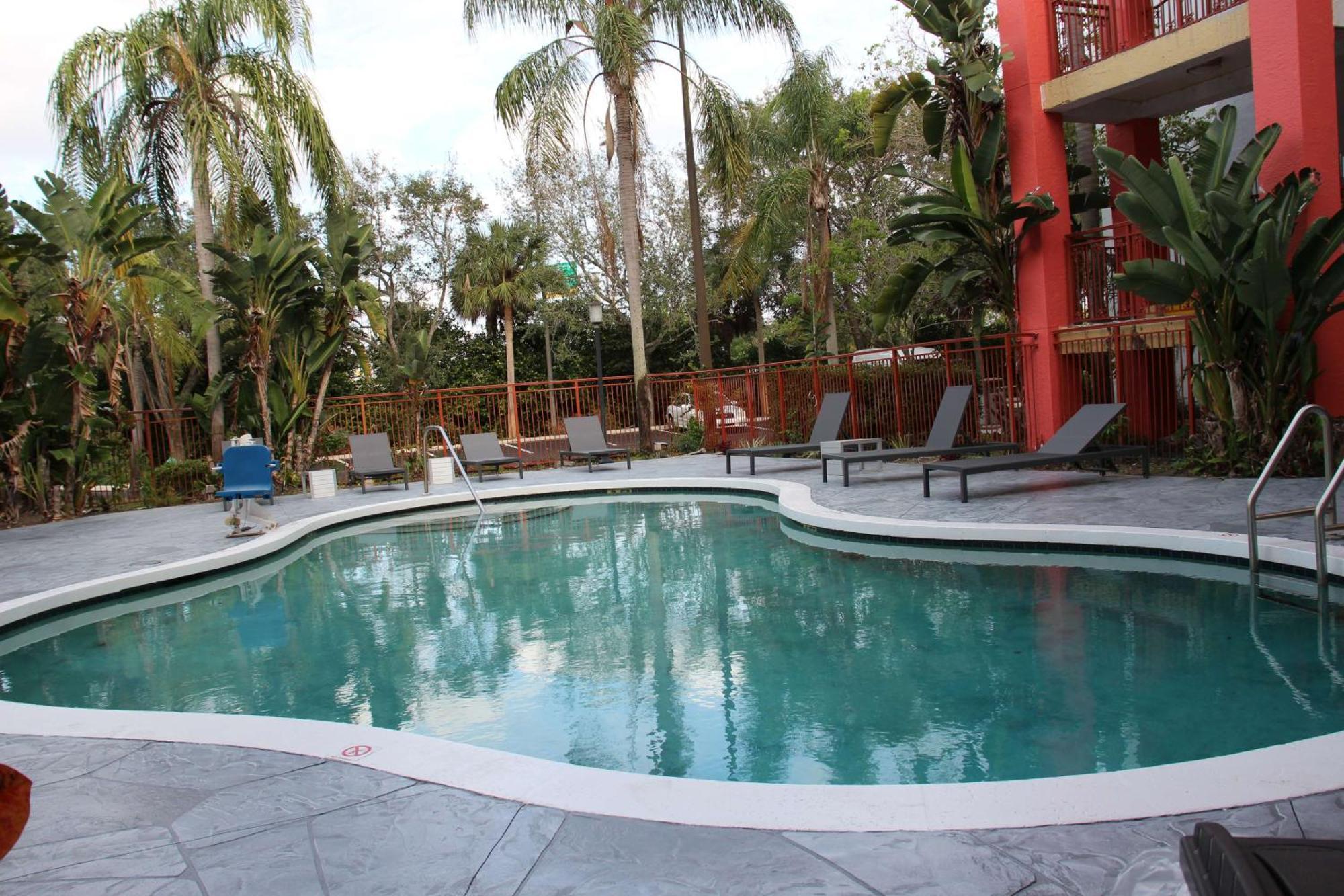 Boca Deerfield Beach; Surestay Collection By Bw Hotel Deerfield Beach