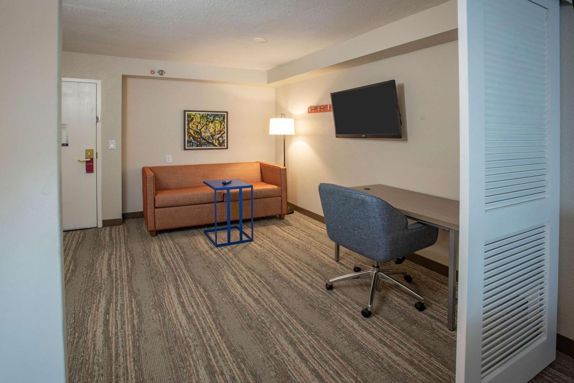 Hotel Hampton Pensacola-airport 3*