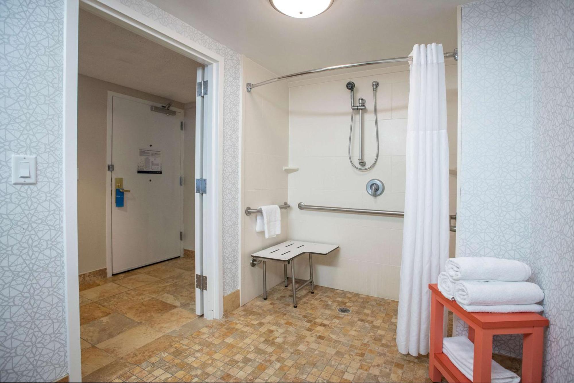 Hampton Pensacola-airport Hotel