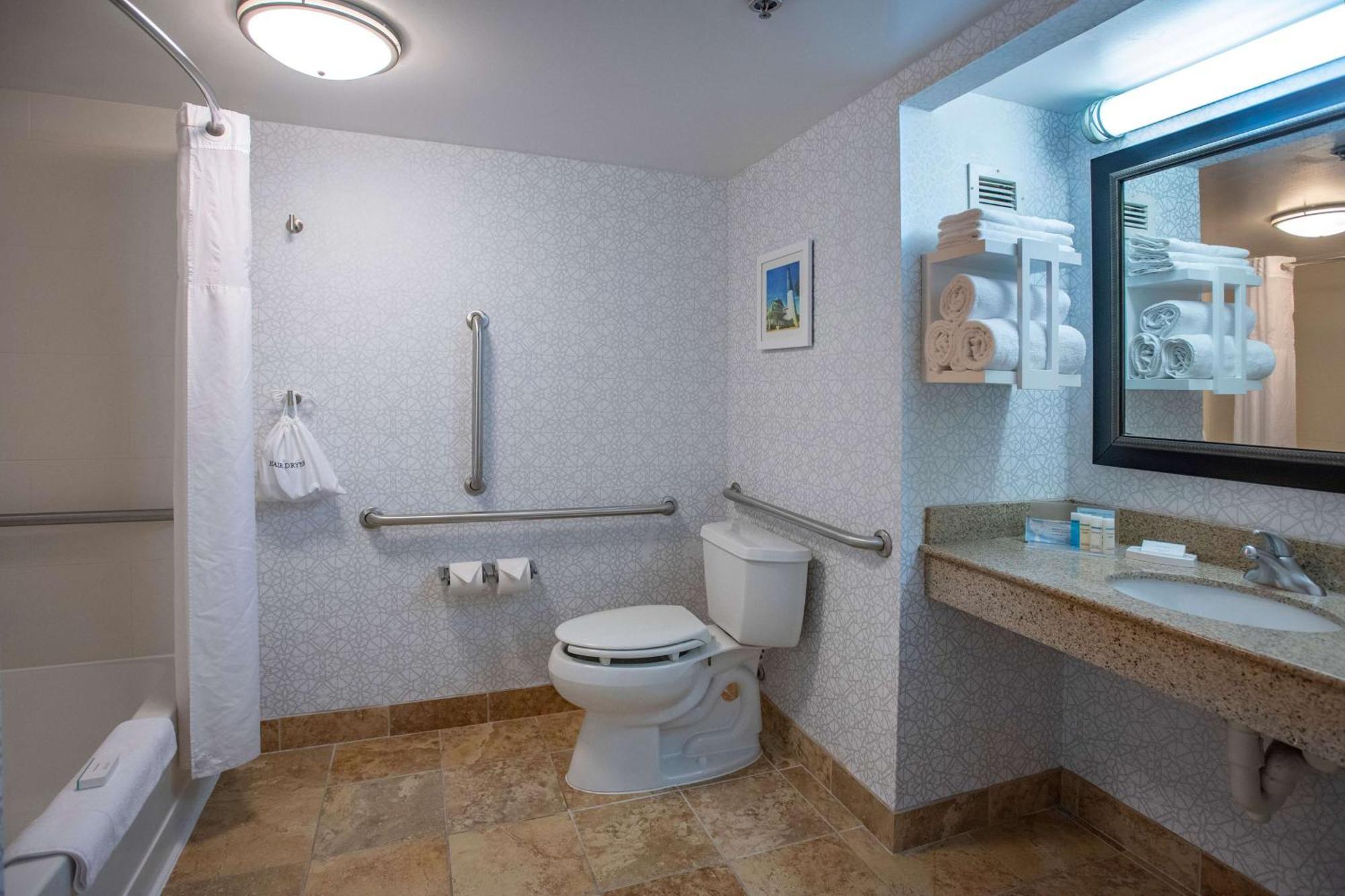 Hotel Hampton Pensacola-airport 3*