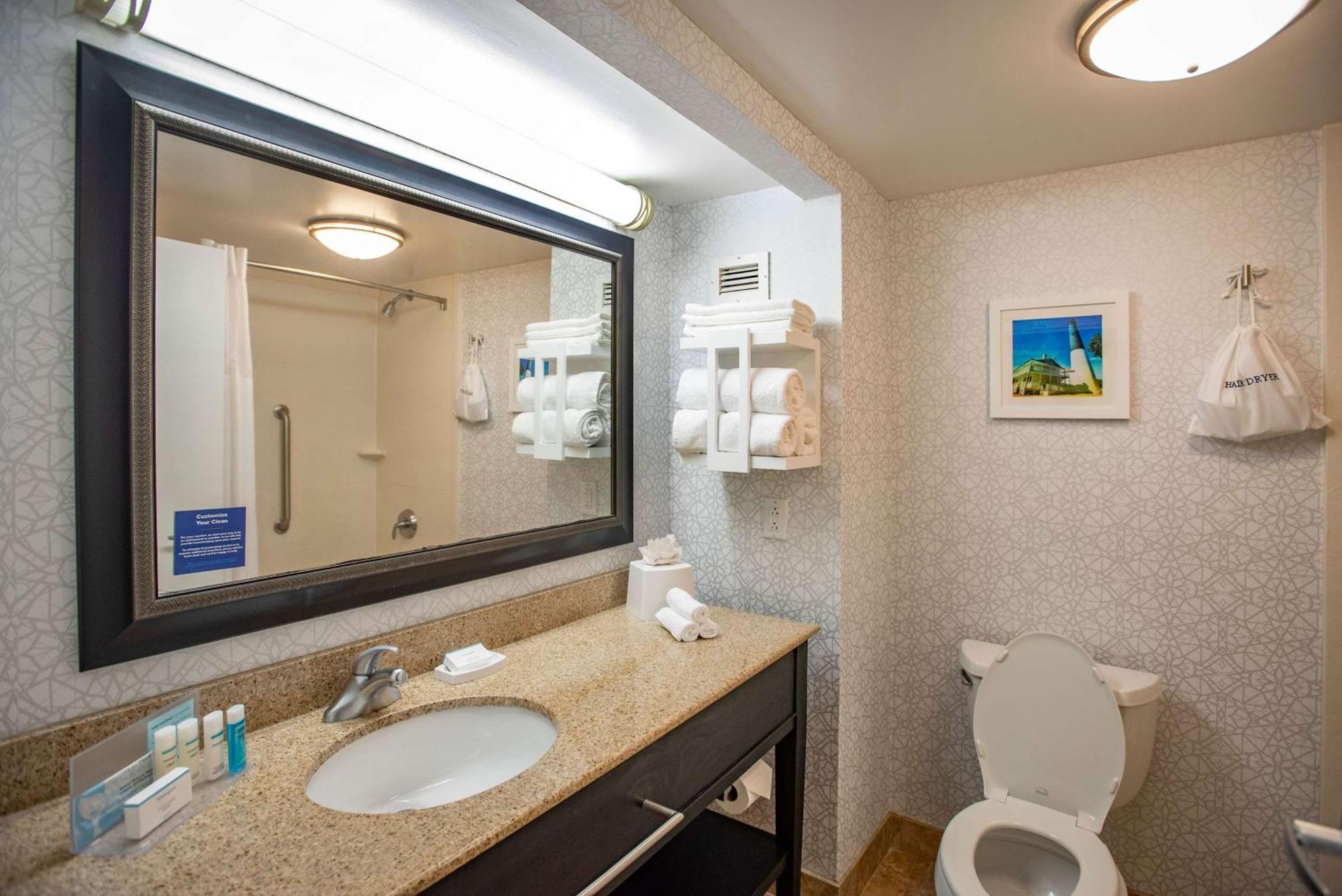 Hampton Pensacola-airport 3*