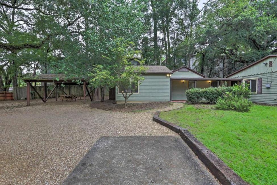 Apartment Escambia