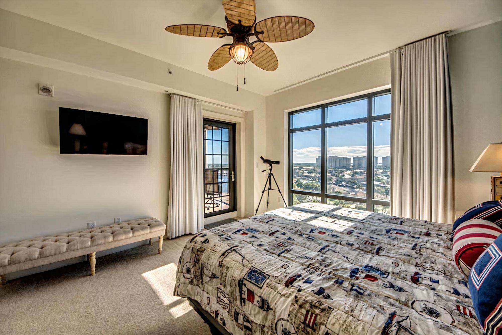 Aparthotel Vista Del Mar At Cape Harbour Marina, 10th Floor Luxury Condo, King Bed, Views!