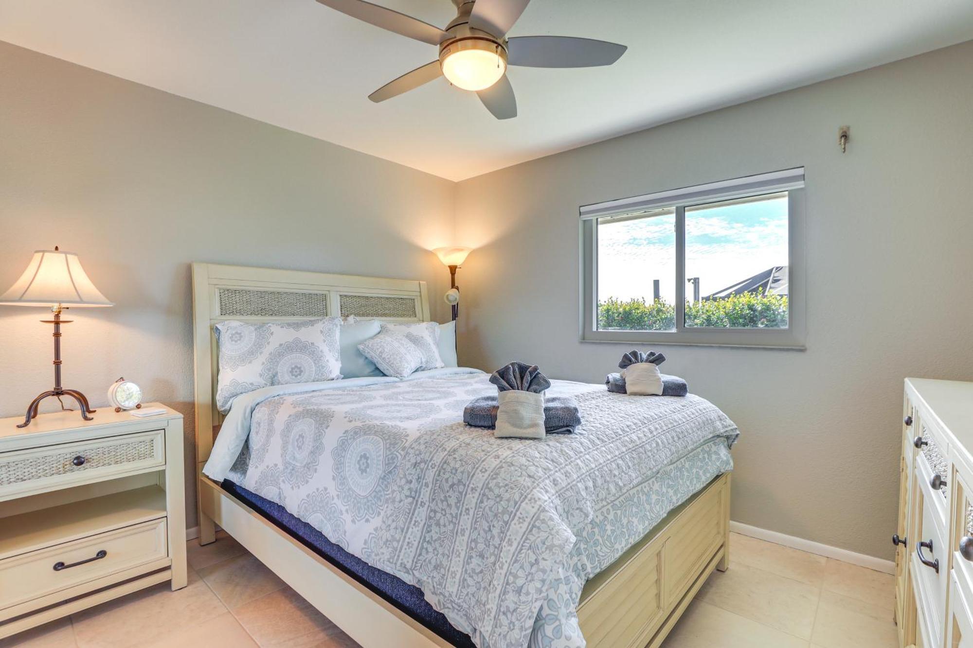 Waterfront With Pool And Lanai Port Charlotte