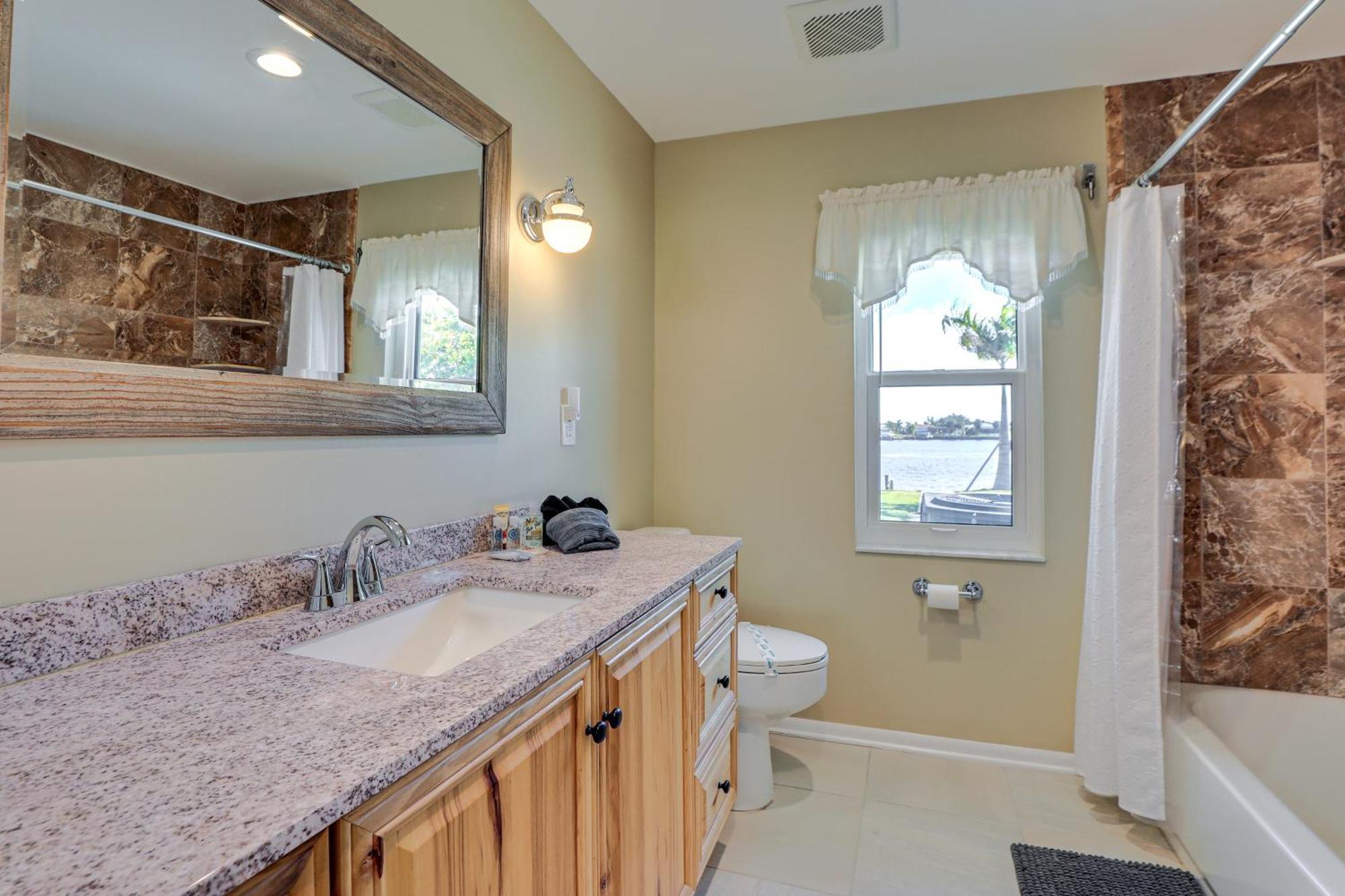 Holiday home Waterfront With Pool And Lanai *