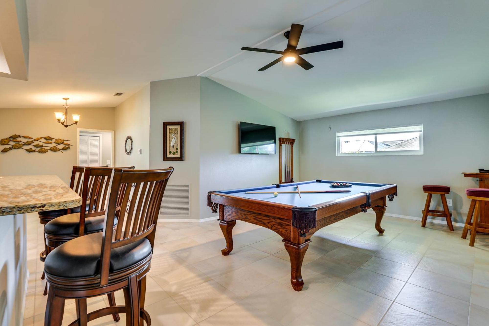 Waterfront With Pool And Lanai