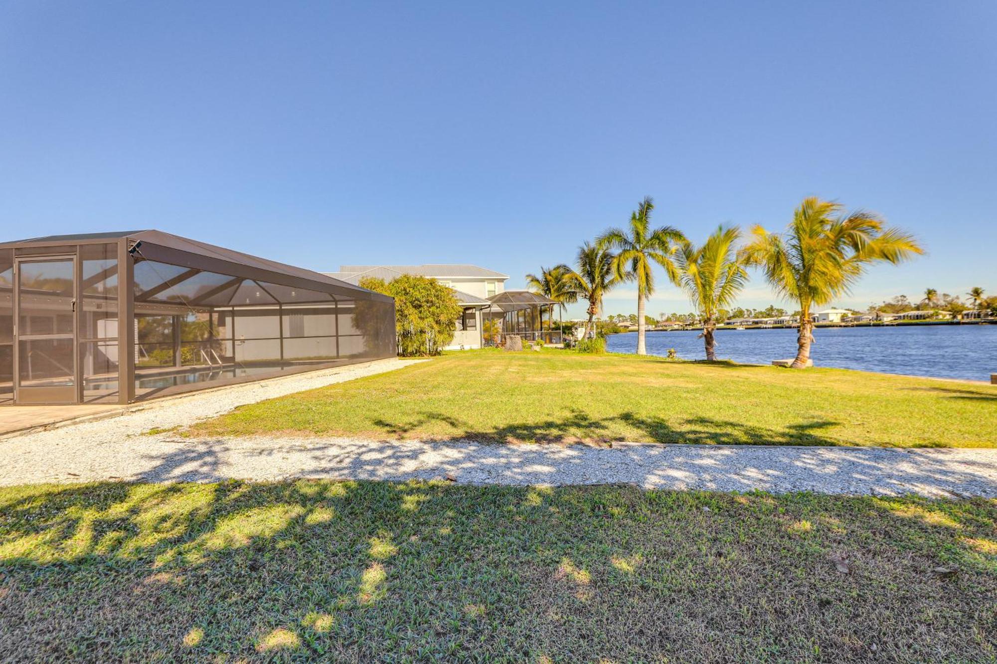 Waterfront With Pool And Lanai Port Charlotte
